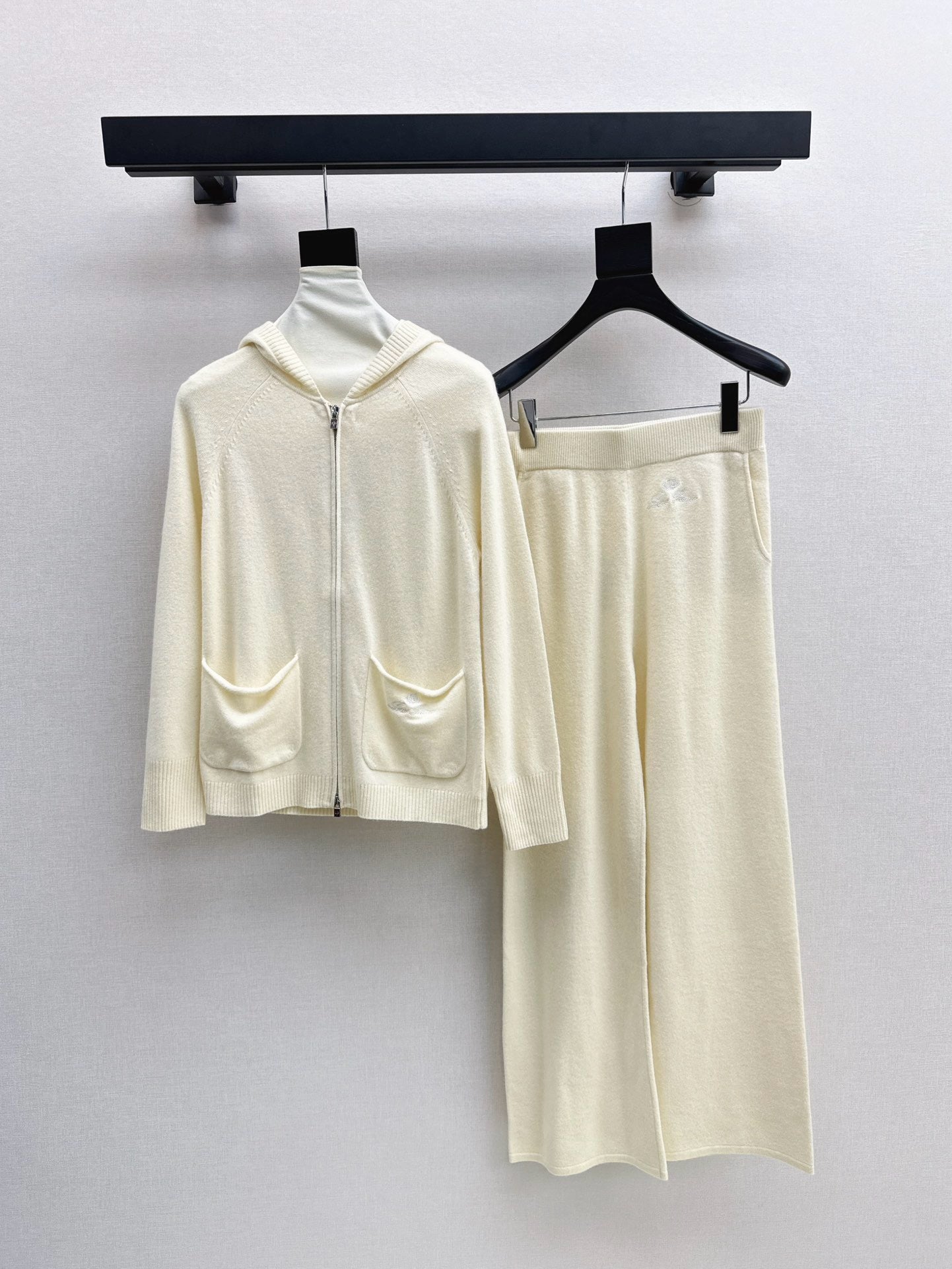 Loro 25fw cashmere suit