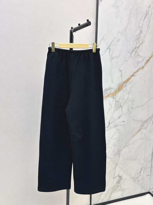 Miu 25fw sweatpants