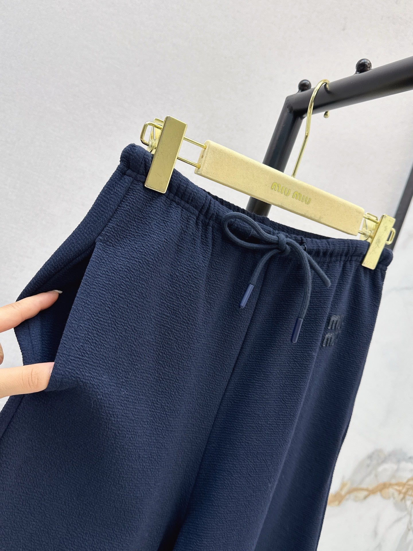Miu 25fw sweatpants