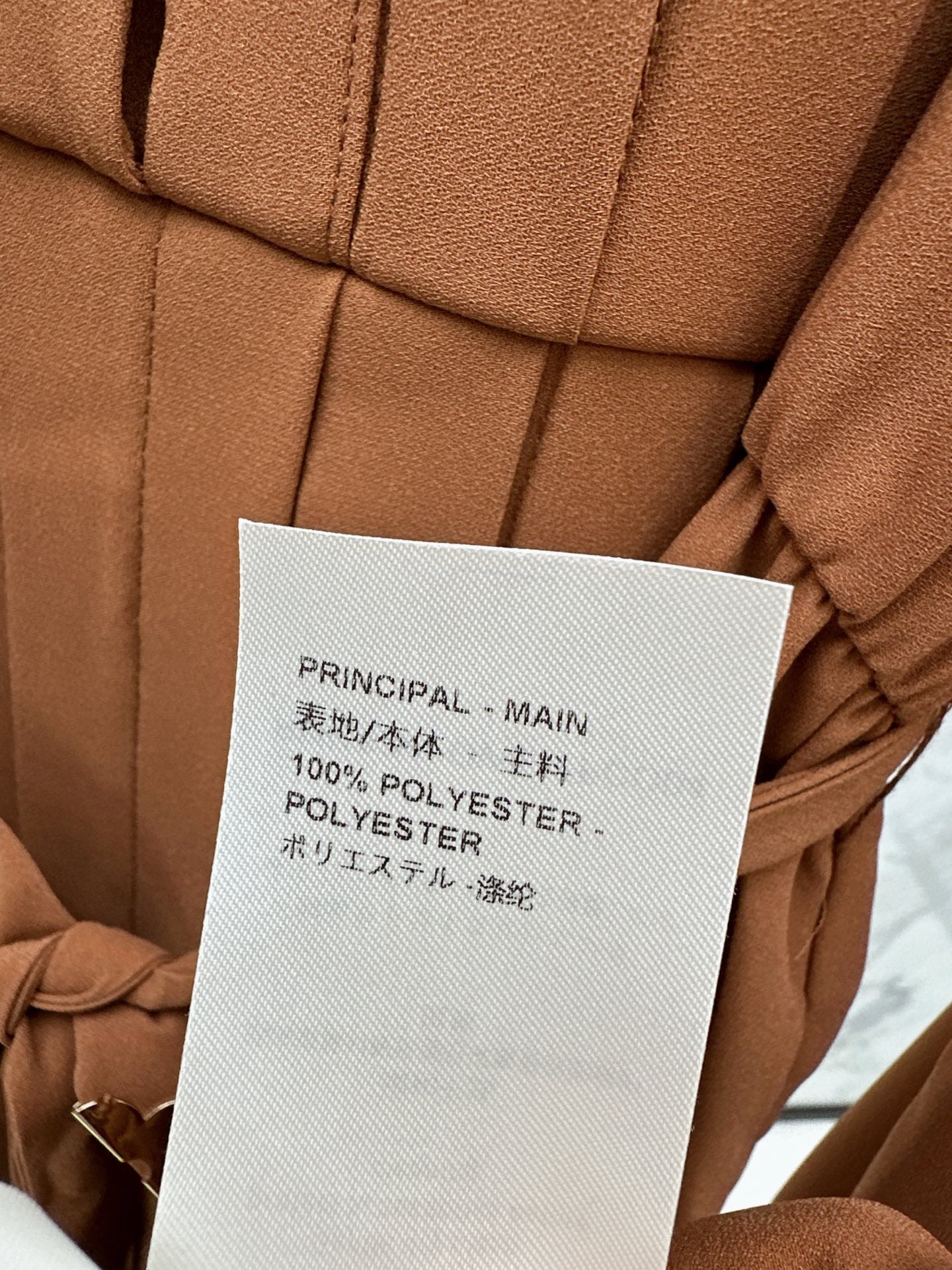 Loui 25fw pleated dress