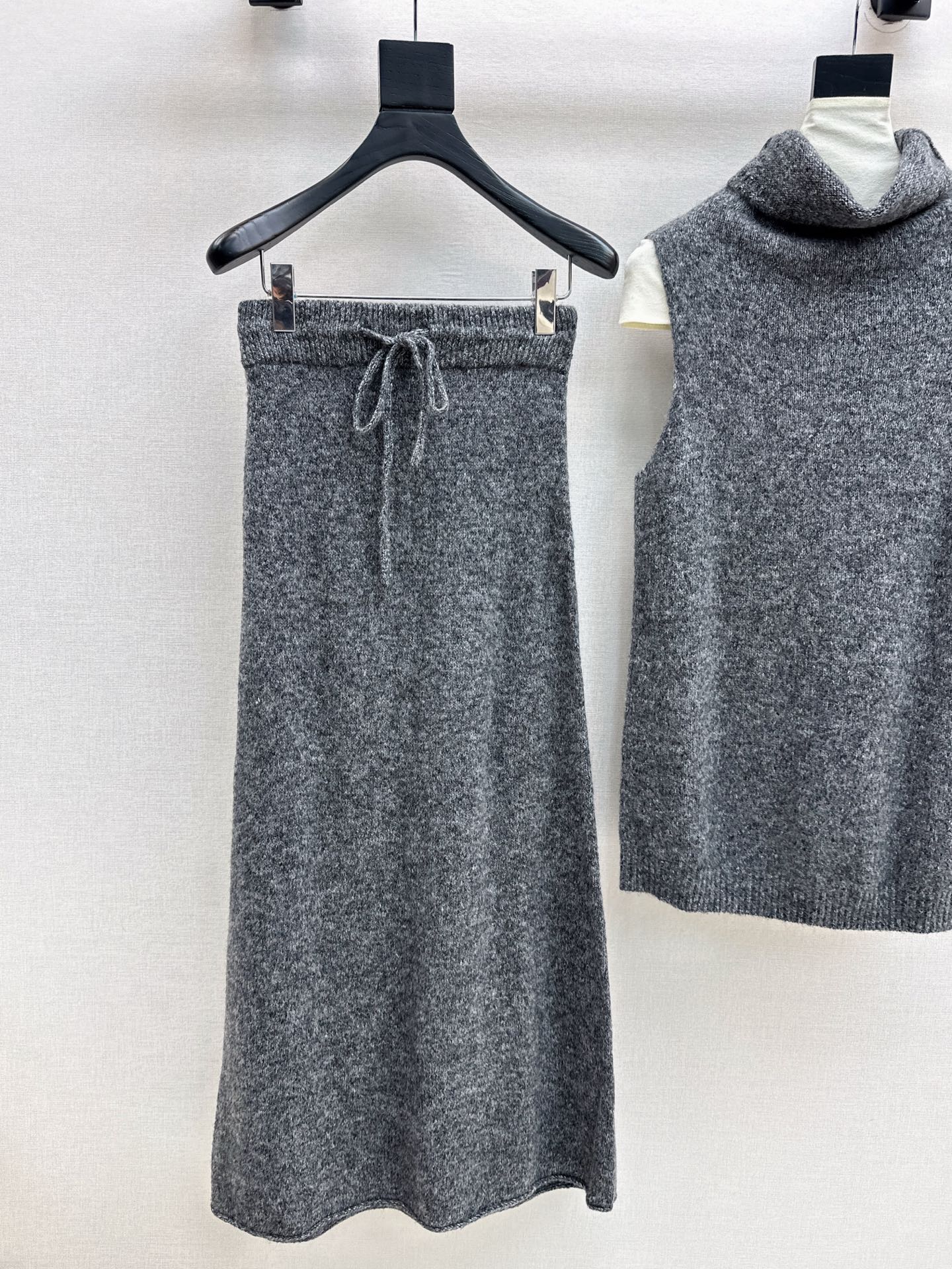 Loro 25fw sweater skirt set