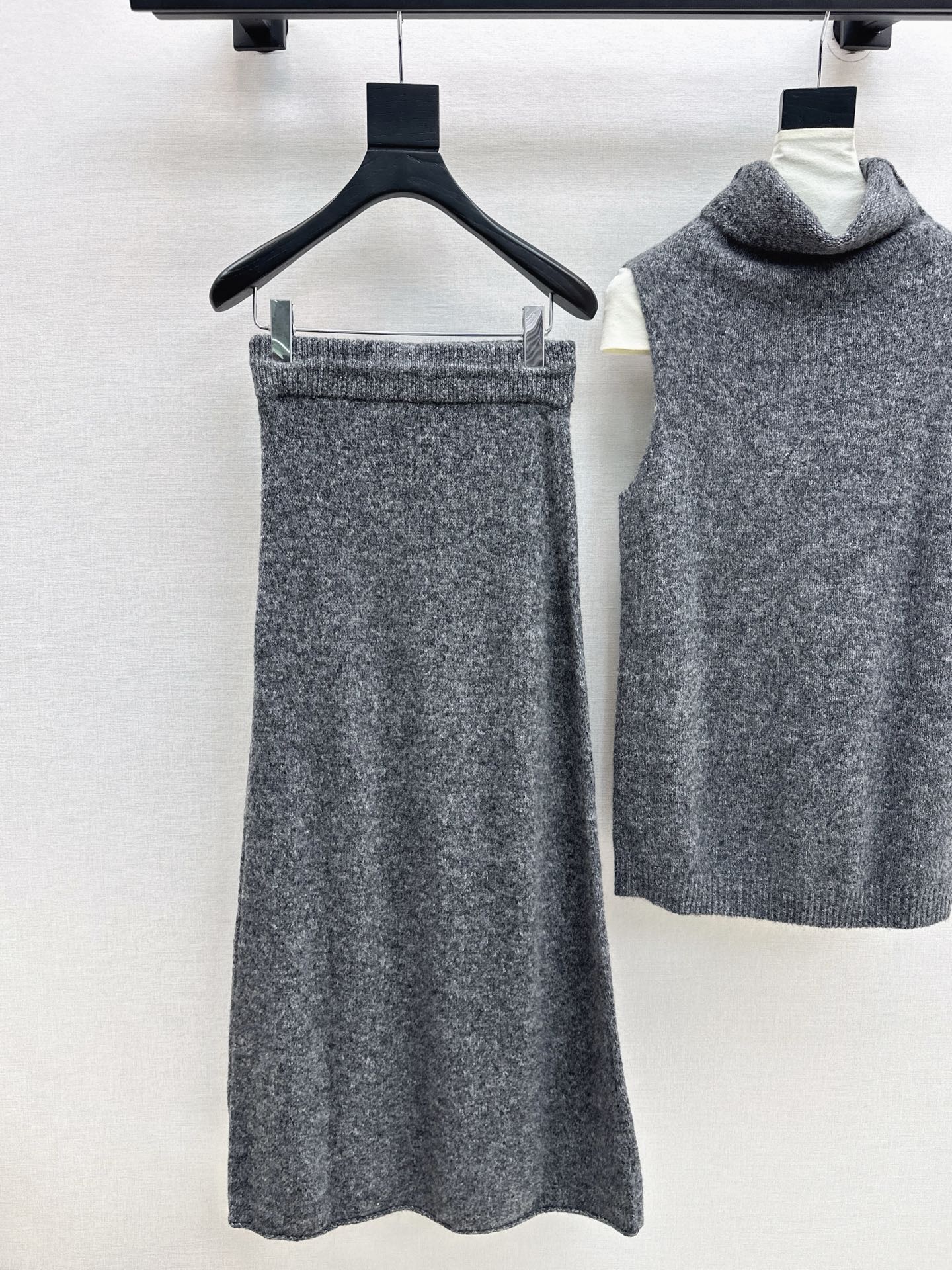 Loro 25fw sweater skirt set