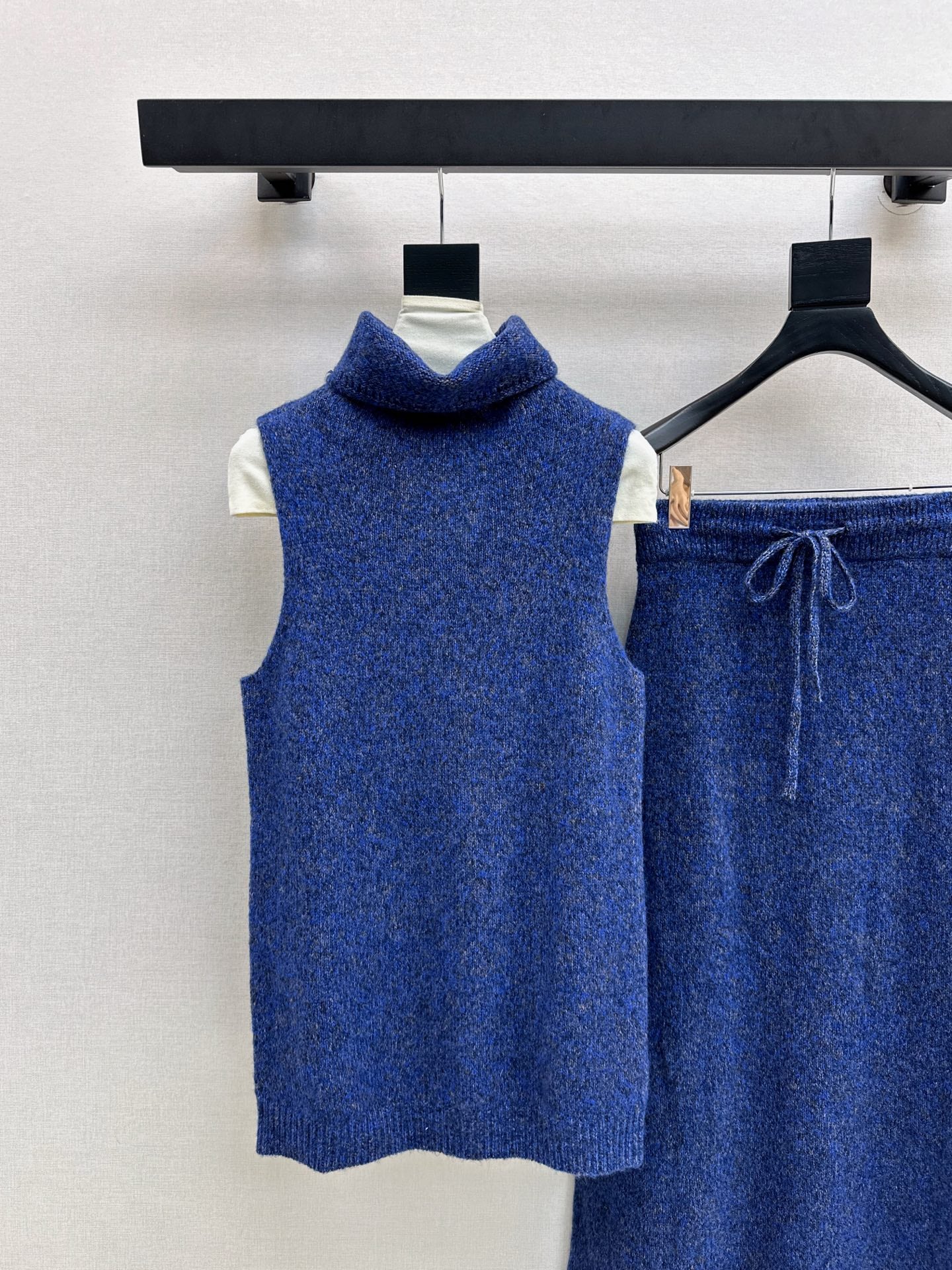 Loro 25fw sweater skirt set