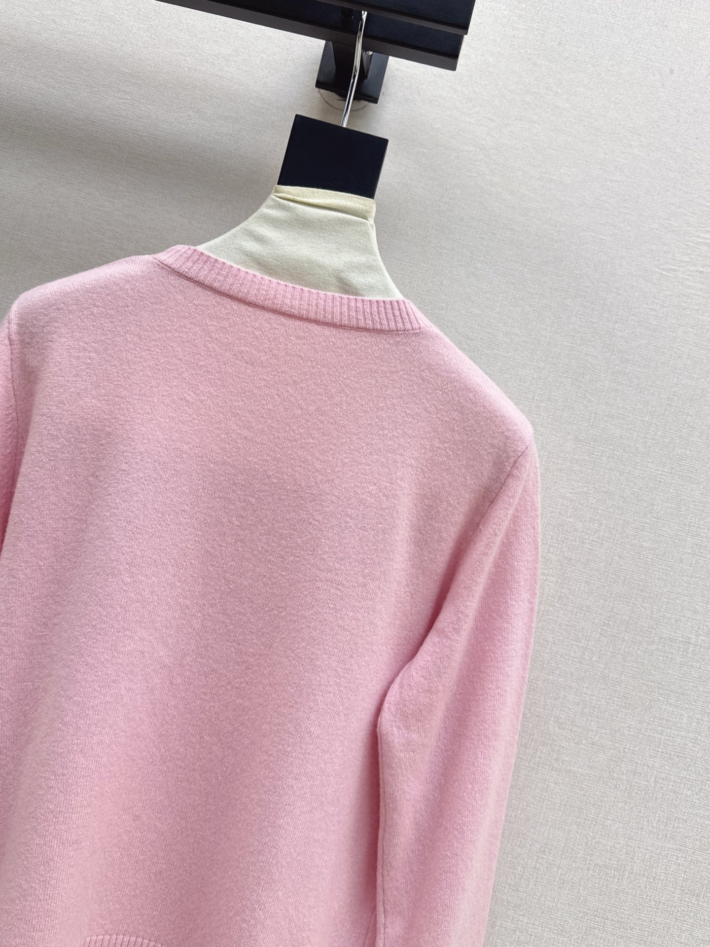 Miu 25fw sweater