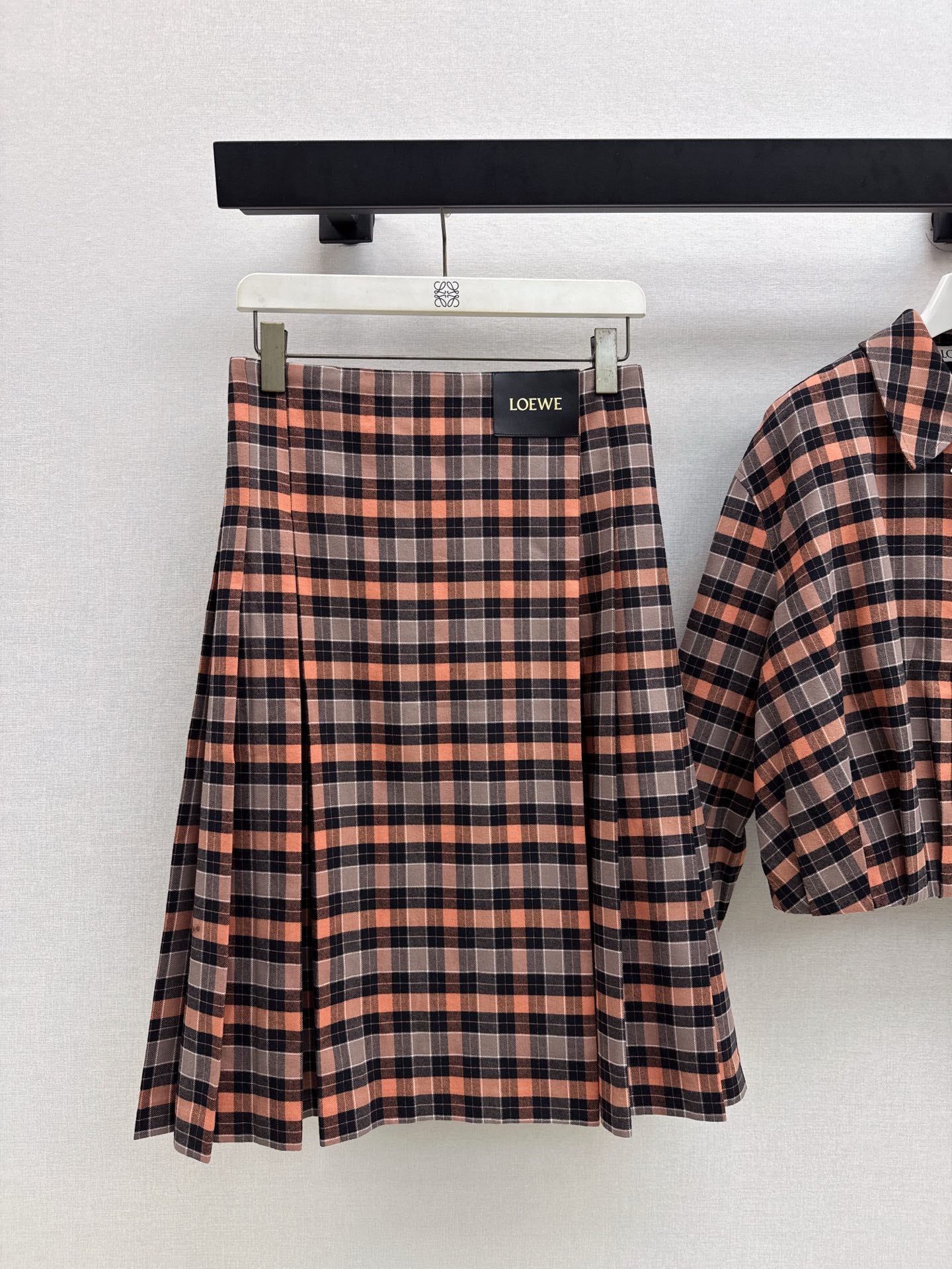 Loe 25fw plaid skirt