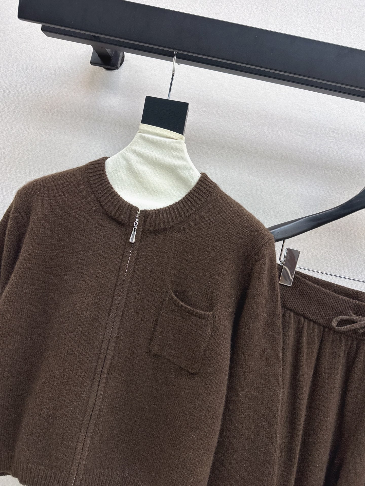 Loro 25fw knitted suit