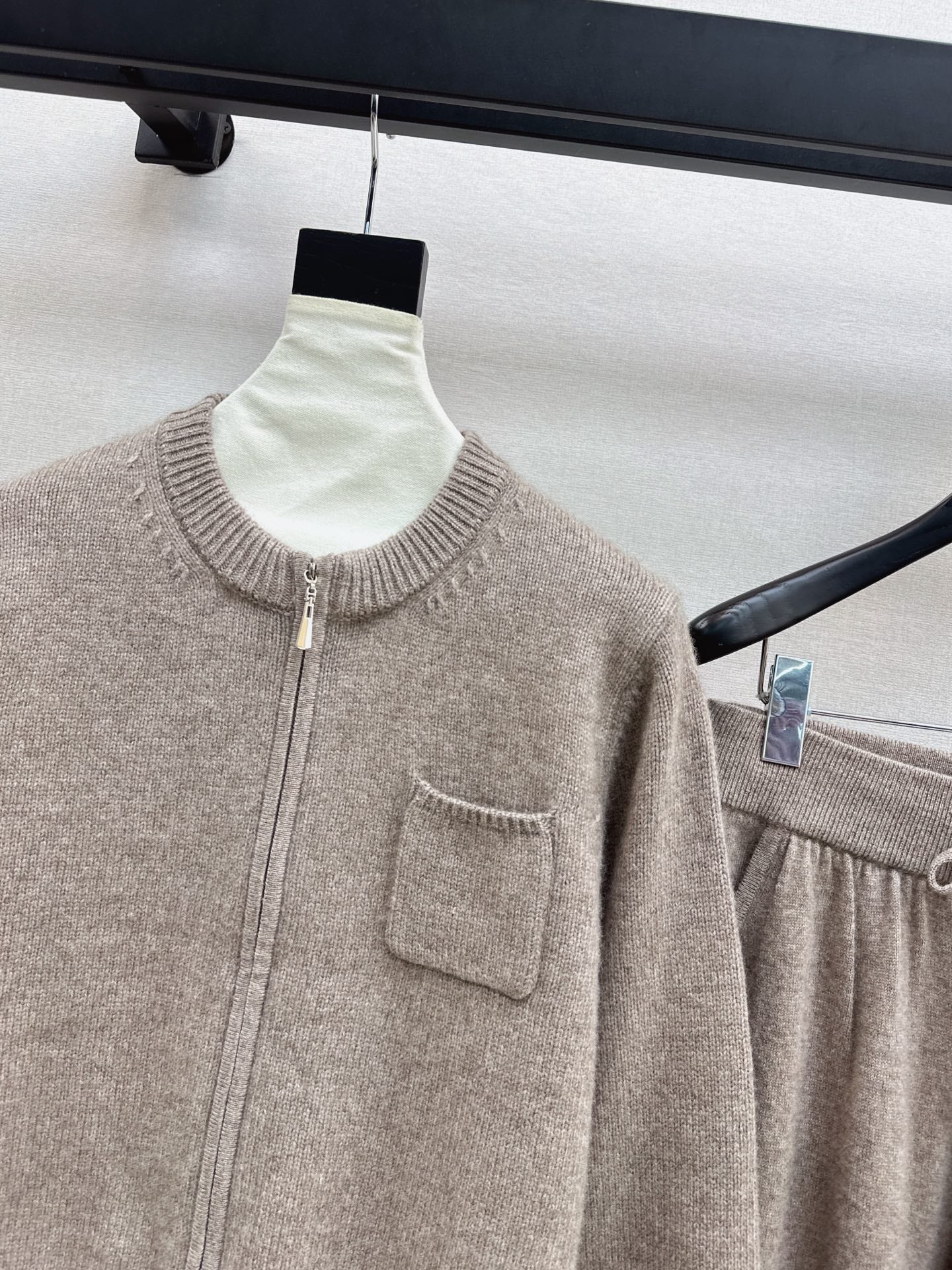 Loro 25fw knitted suit