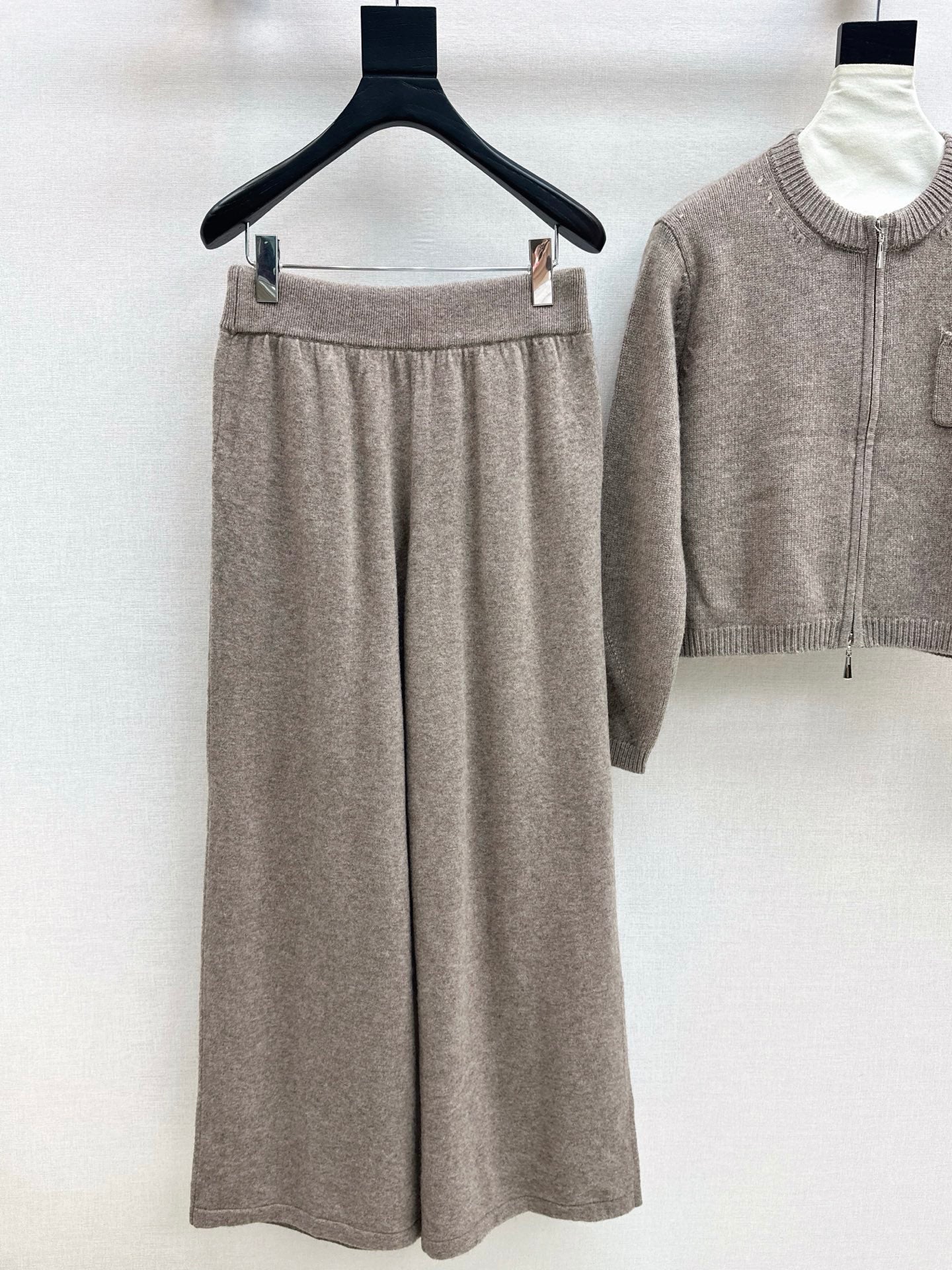 Loro 25fw knitted suit