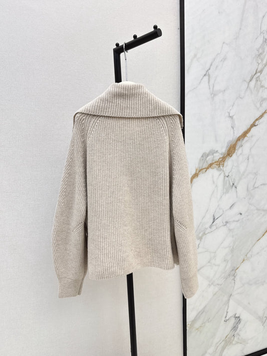 Loro 25fw down jacket