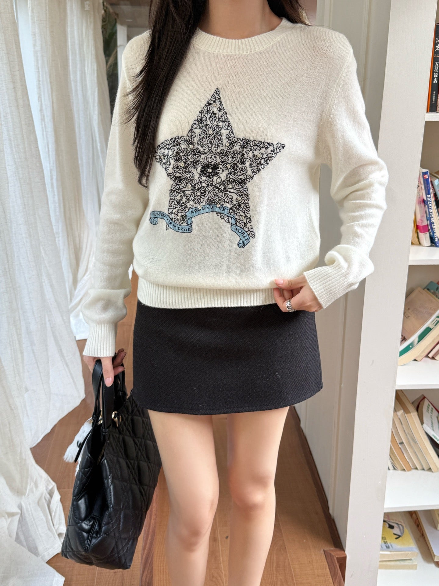 CD 25fw embroidered sweater