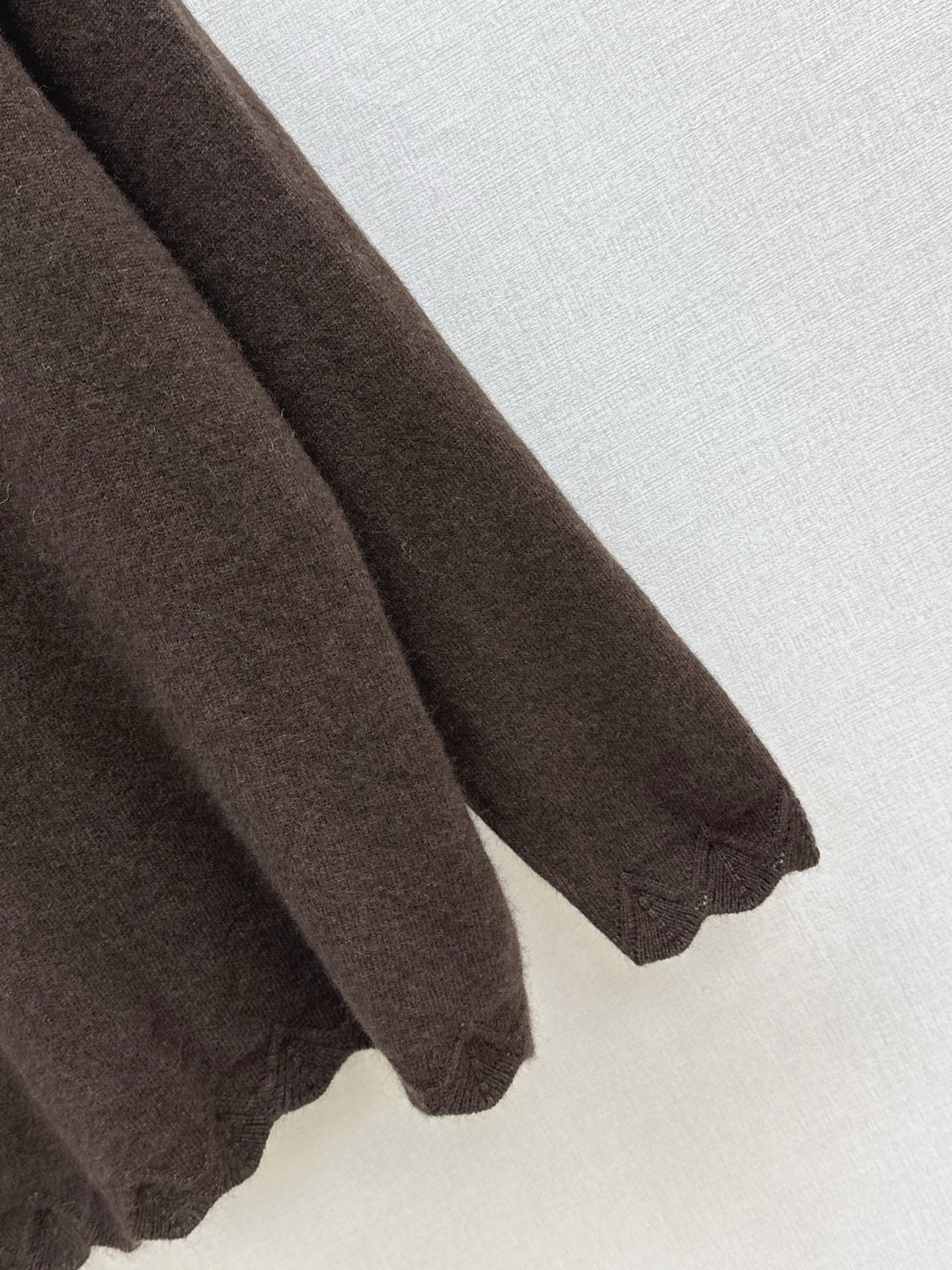 Chan 25fw knitted sweater