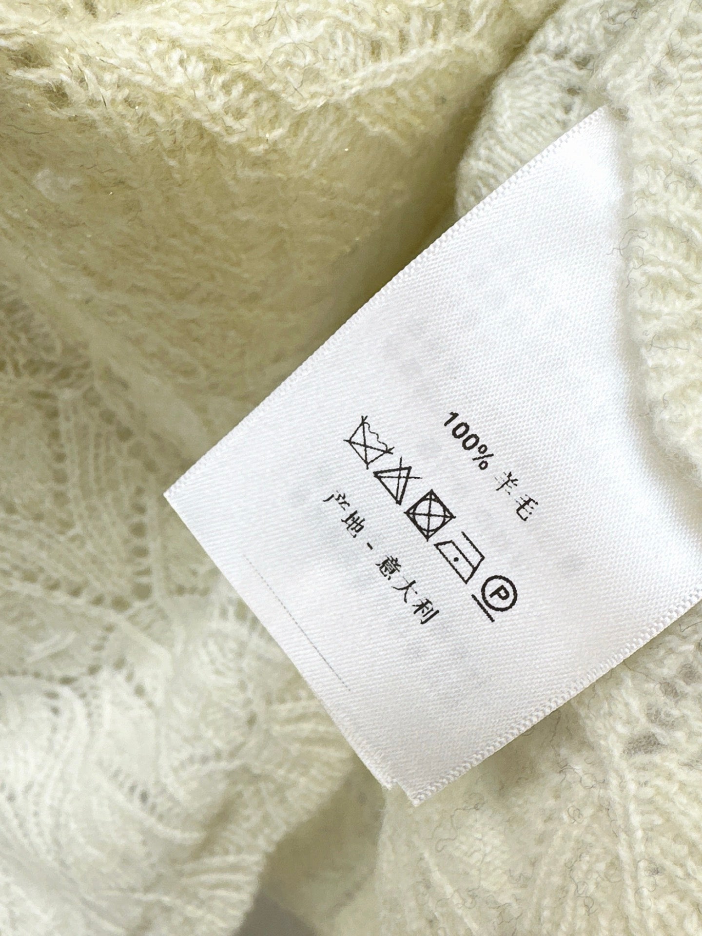 Chan 25fw buling sweater