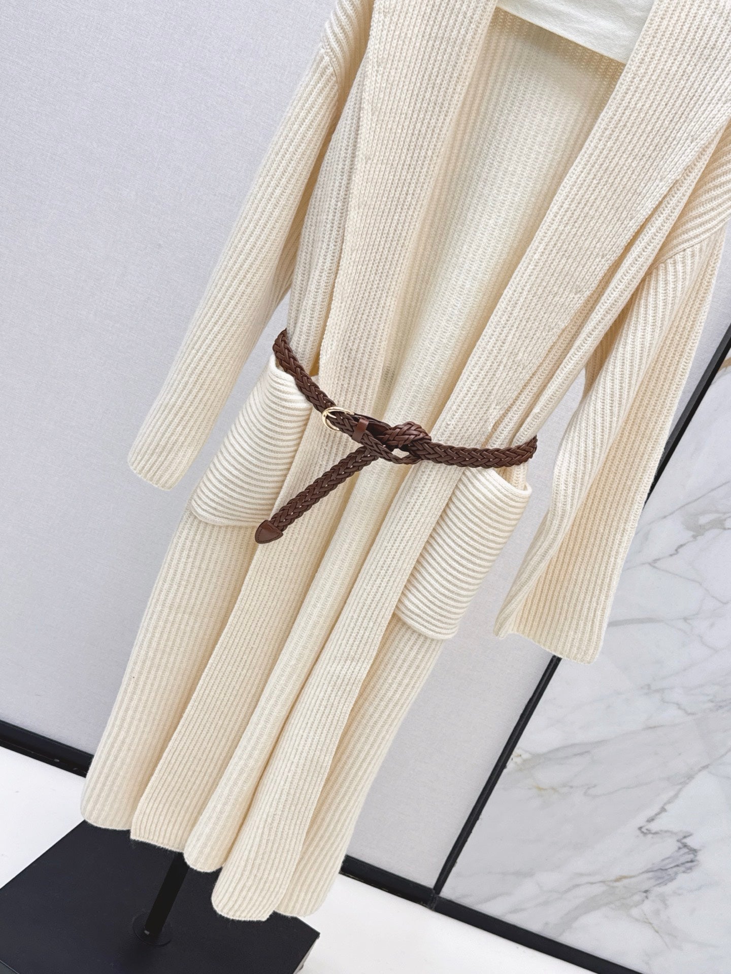 Brune 25fw knitted coat
