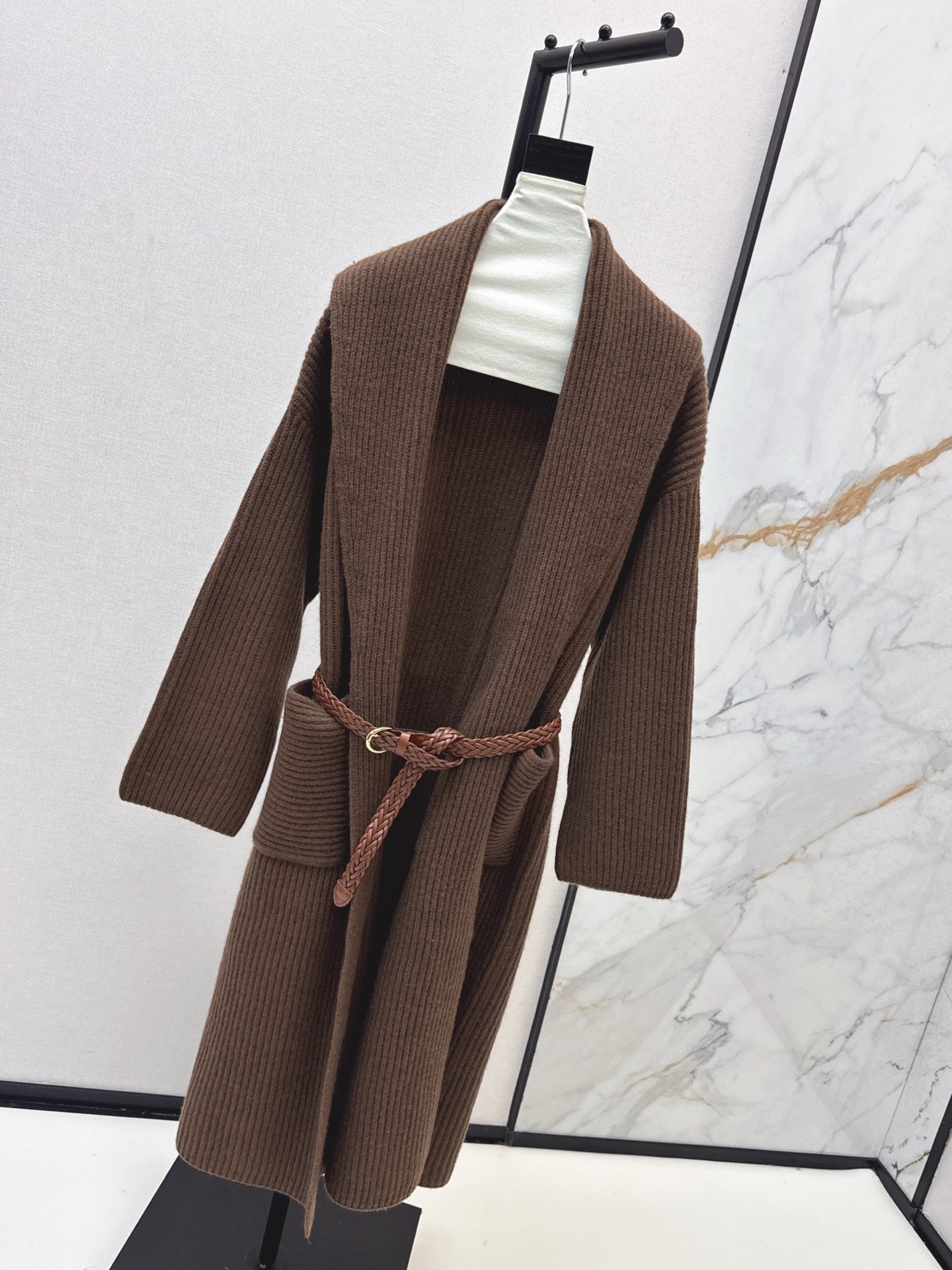 Brune 25fw knitted coat