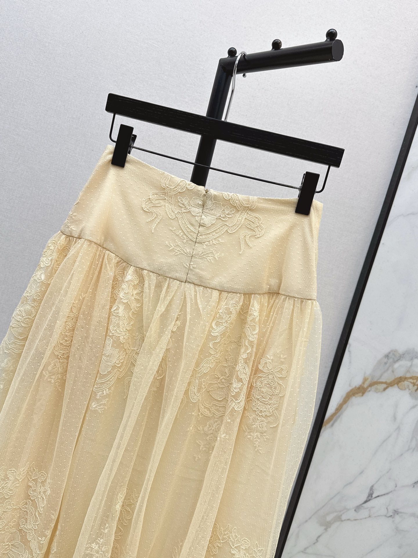 Zimm 25ss lace skirt