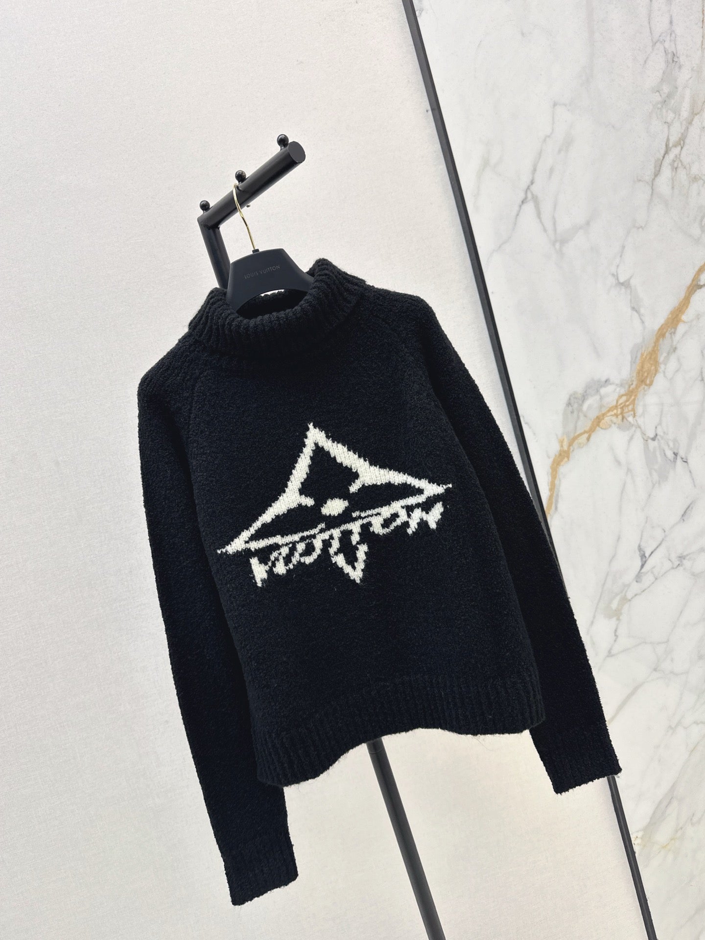 Loui 25fw sweater