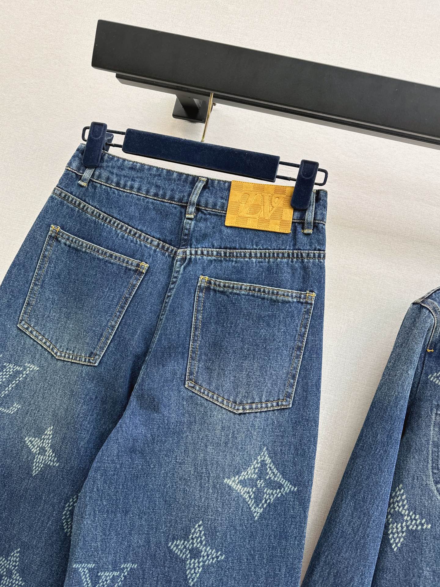 Loui 25fw jeans