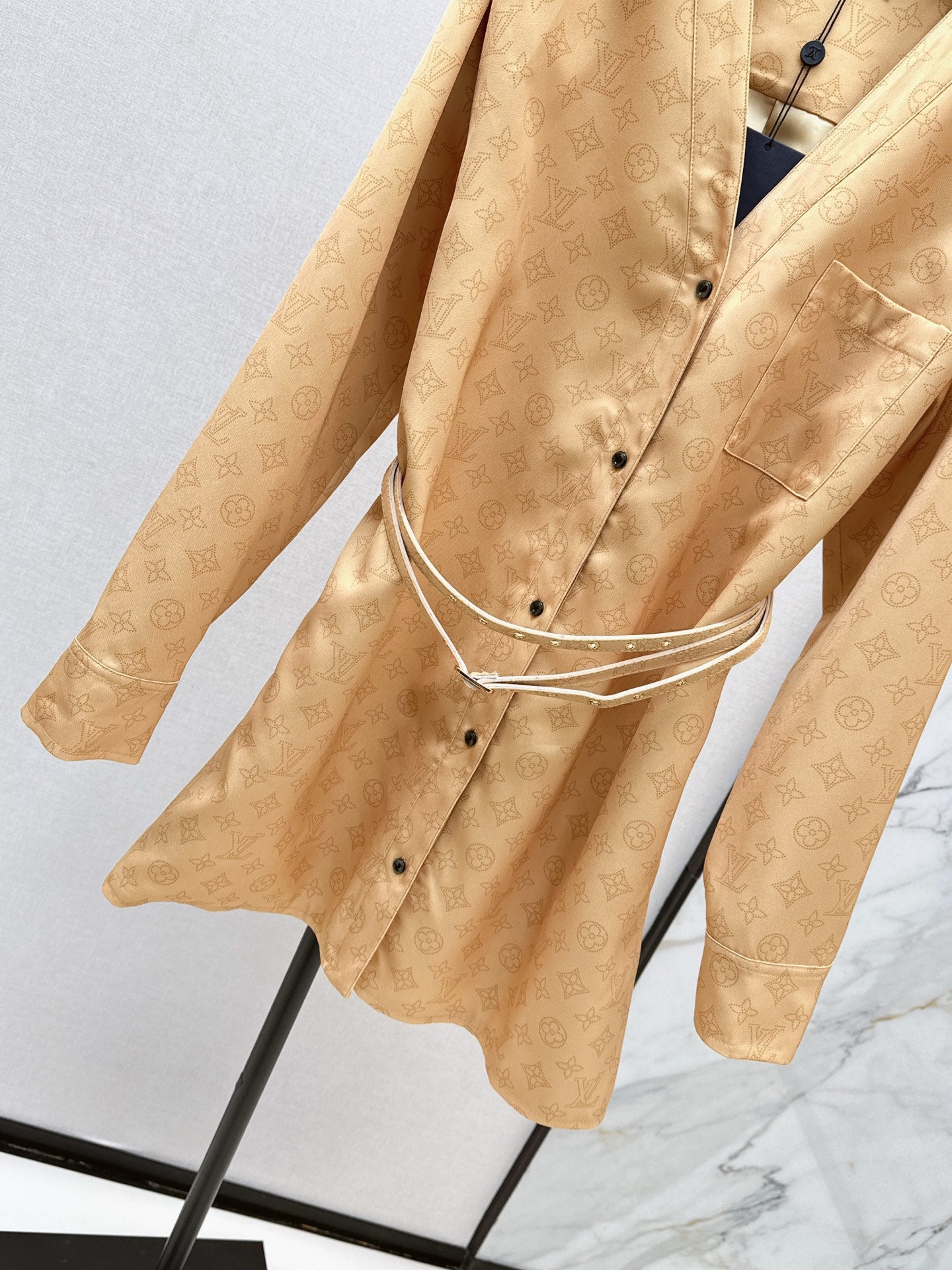 Loui 25fw dress