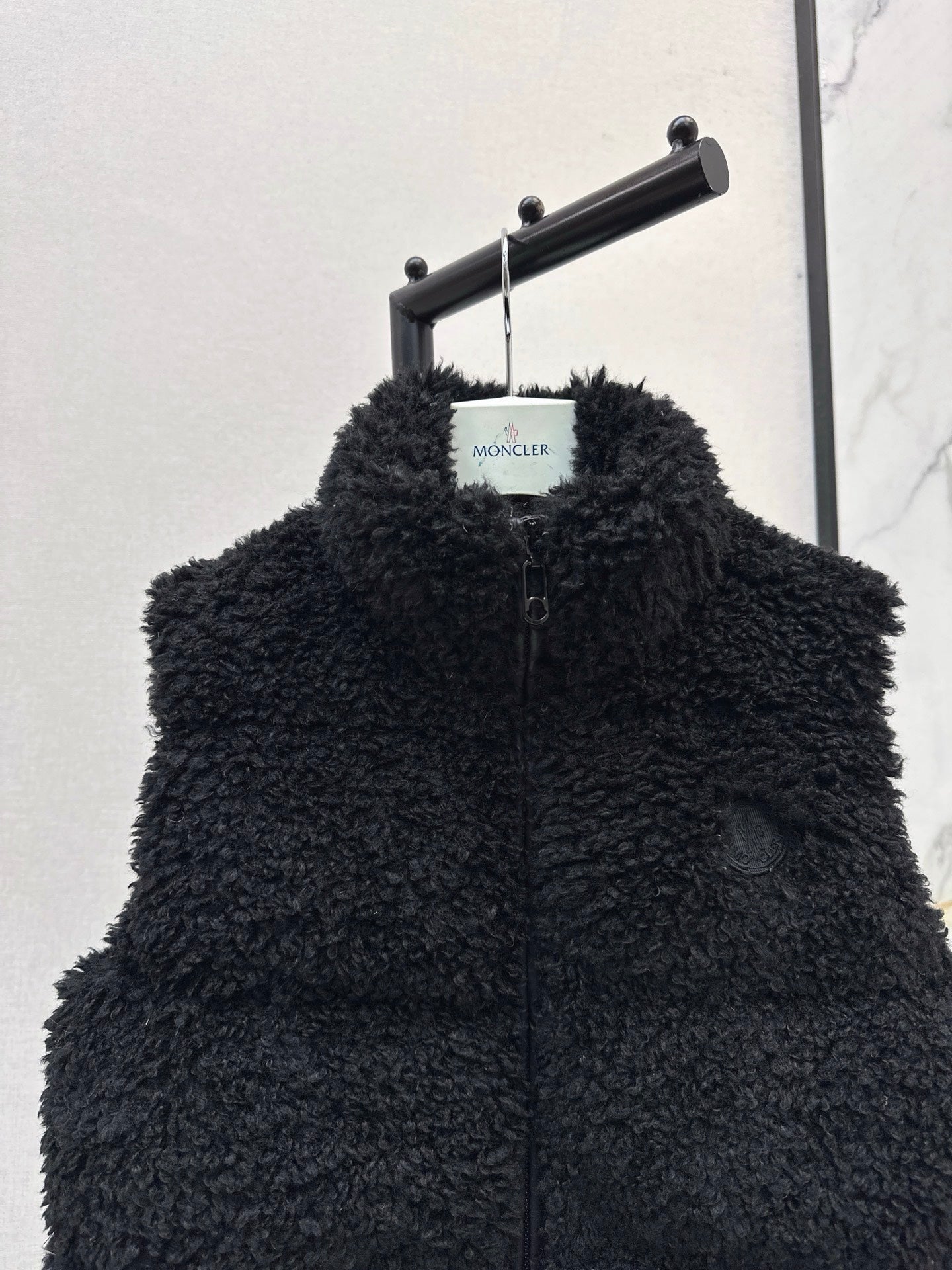 Monc 25fw down vest