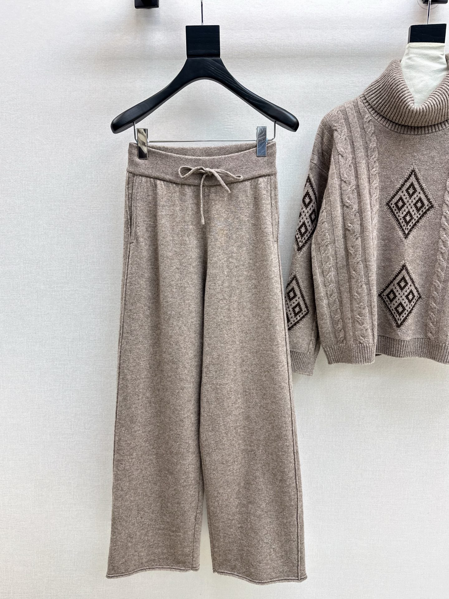 Max 25fw wool suit
