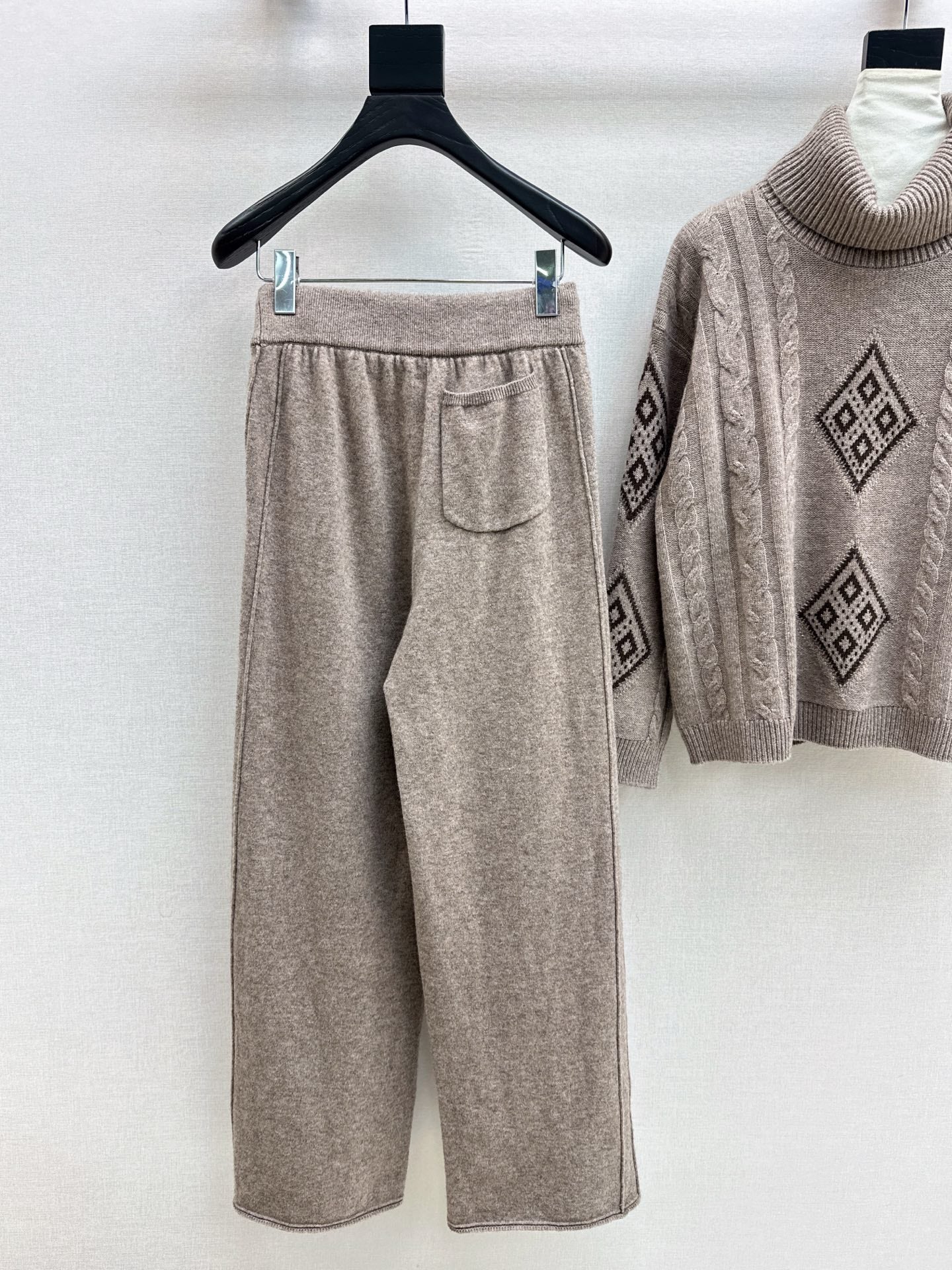 Max 25fw wool suit
