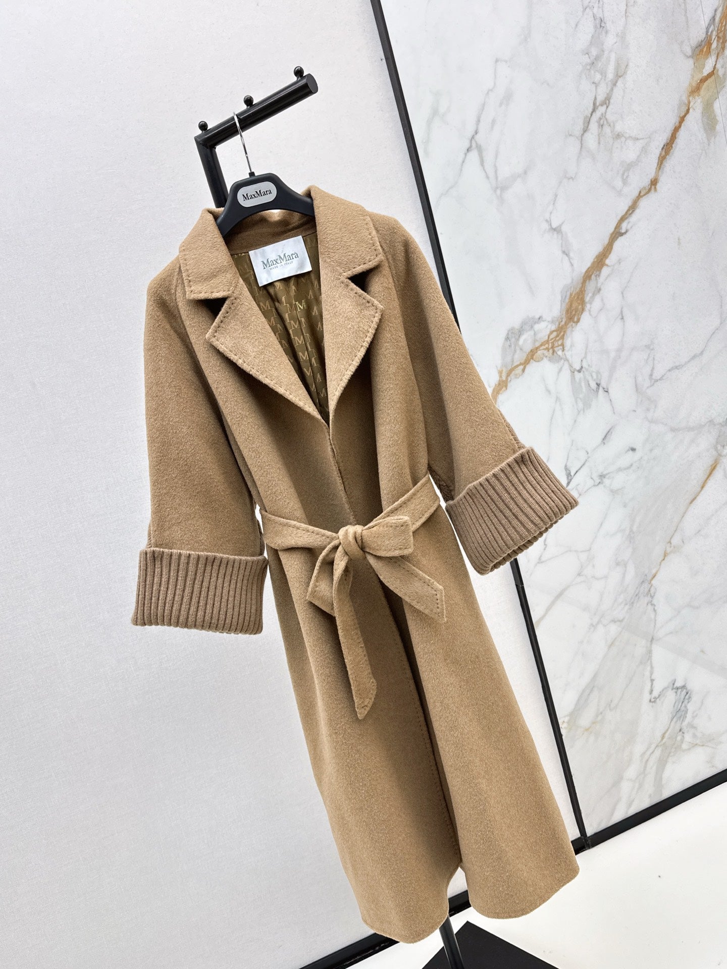 Max 25fw trench coats