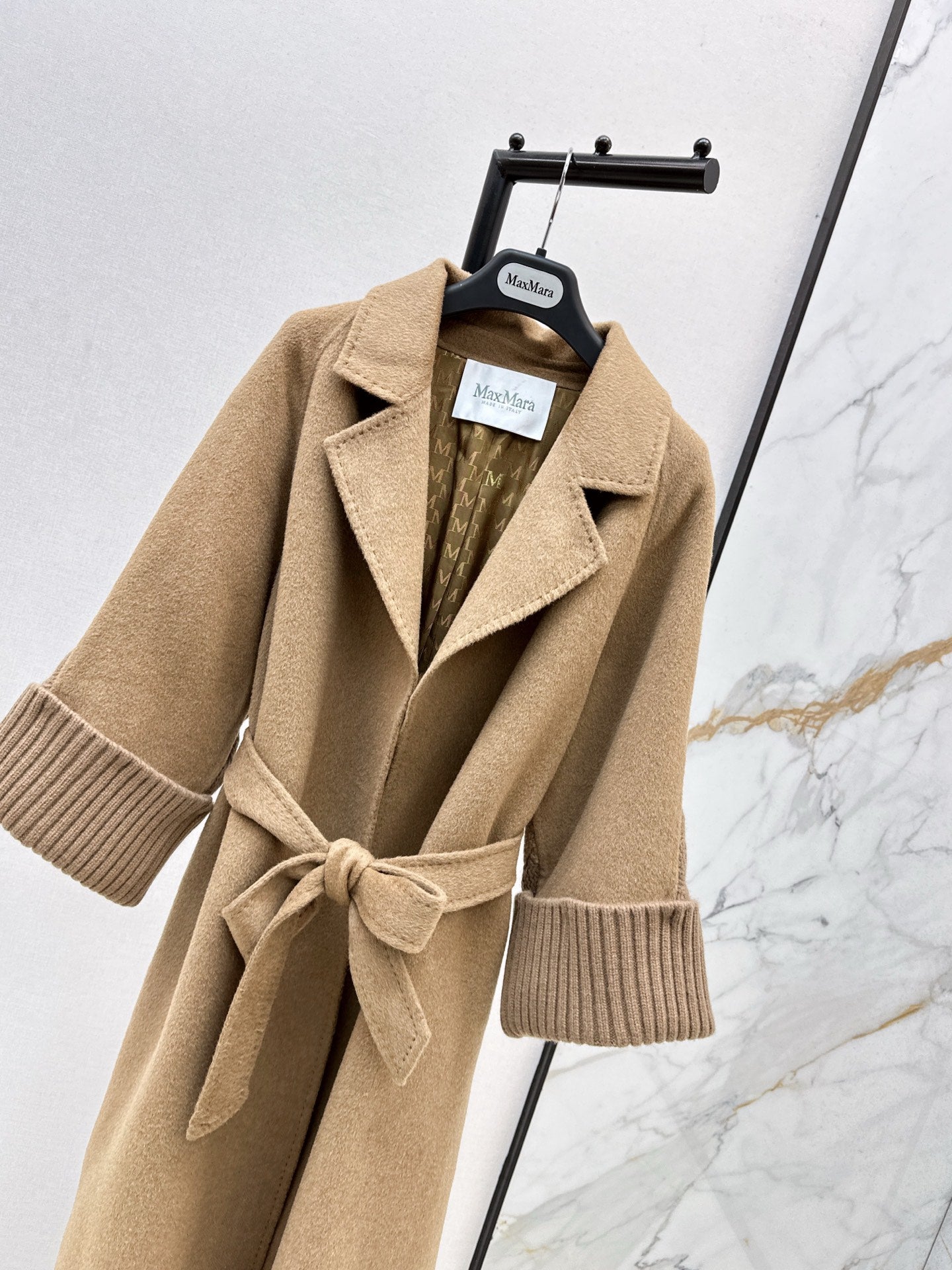 Max 25fw trench coats