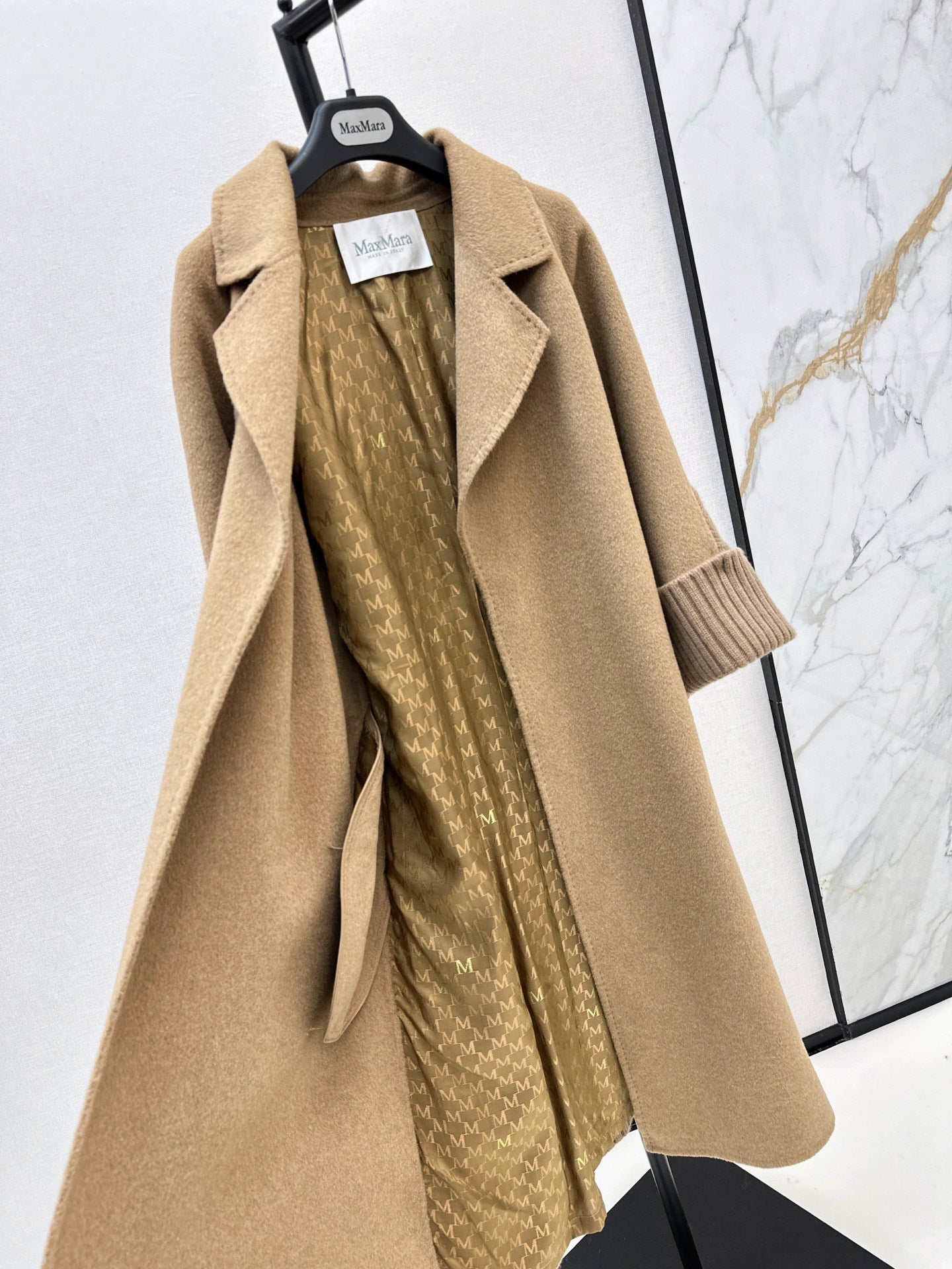 Max 25fw trench coats