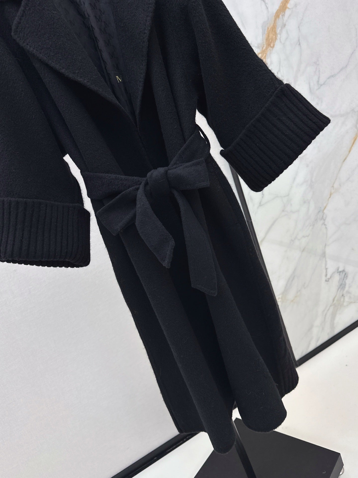 Max 25fw trench coats