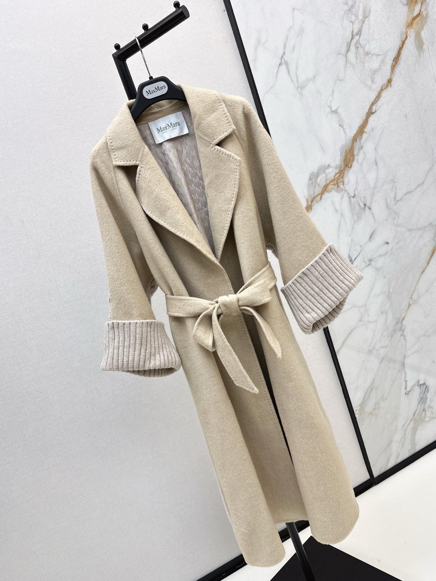 Max 25fw trench coats