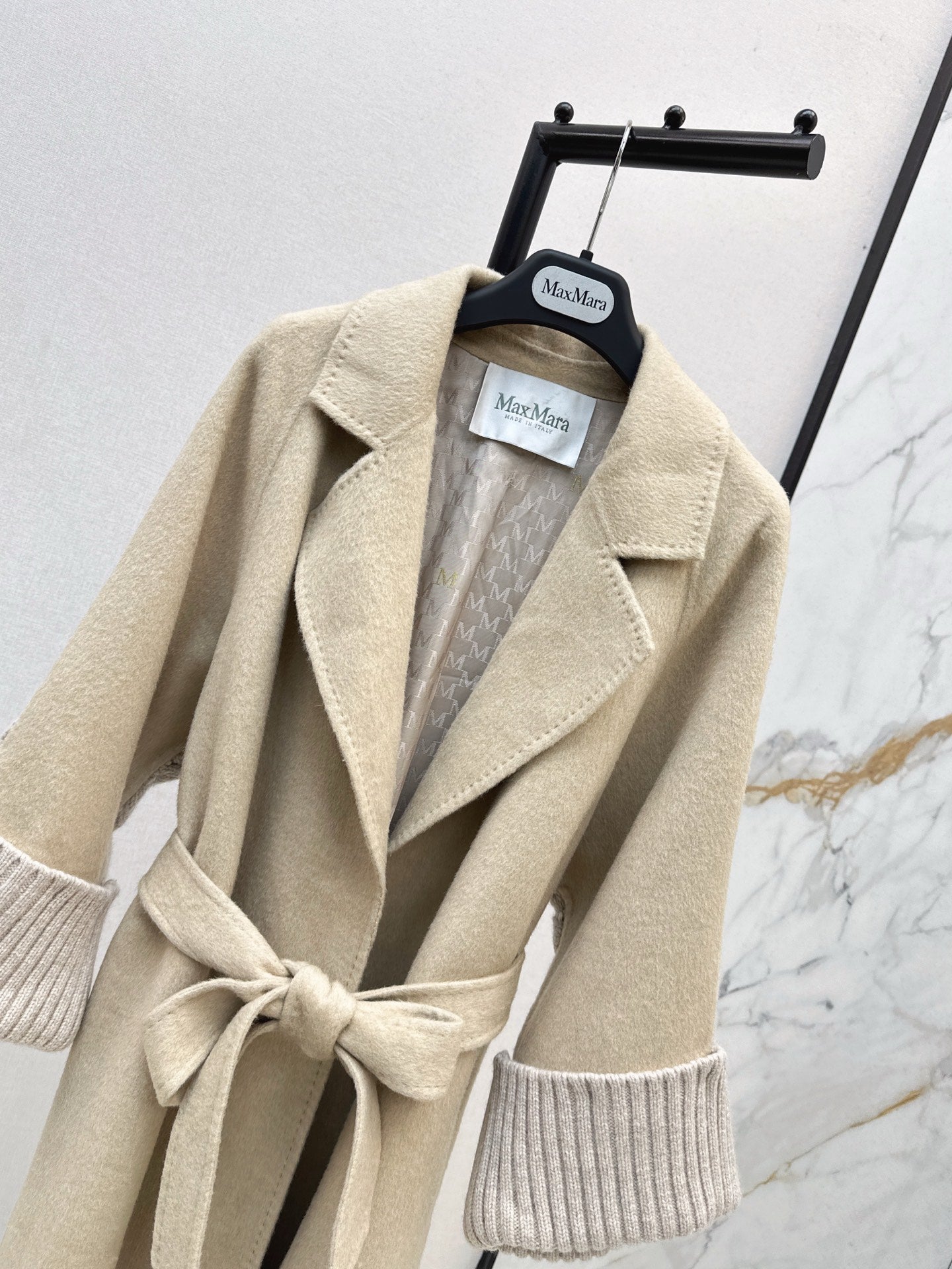 Max 25fw trench coats
