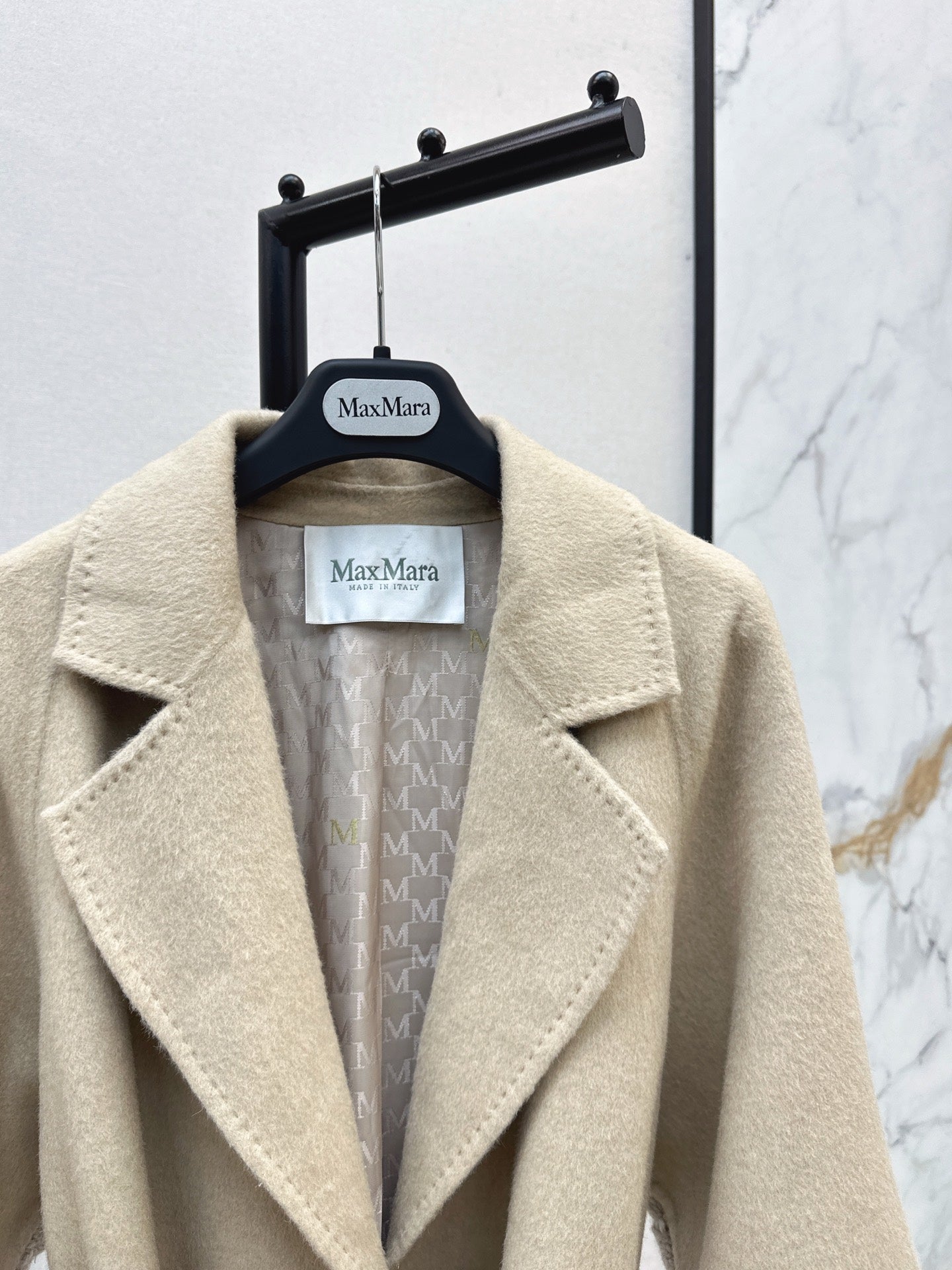 Max 25fw trench coats