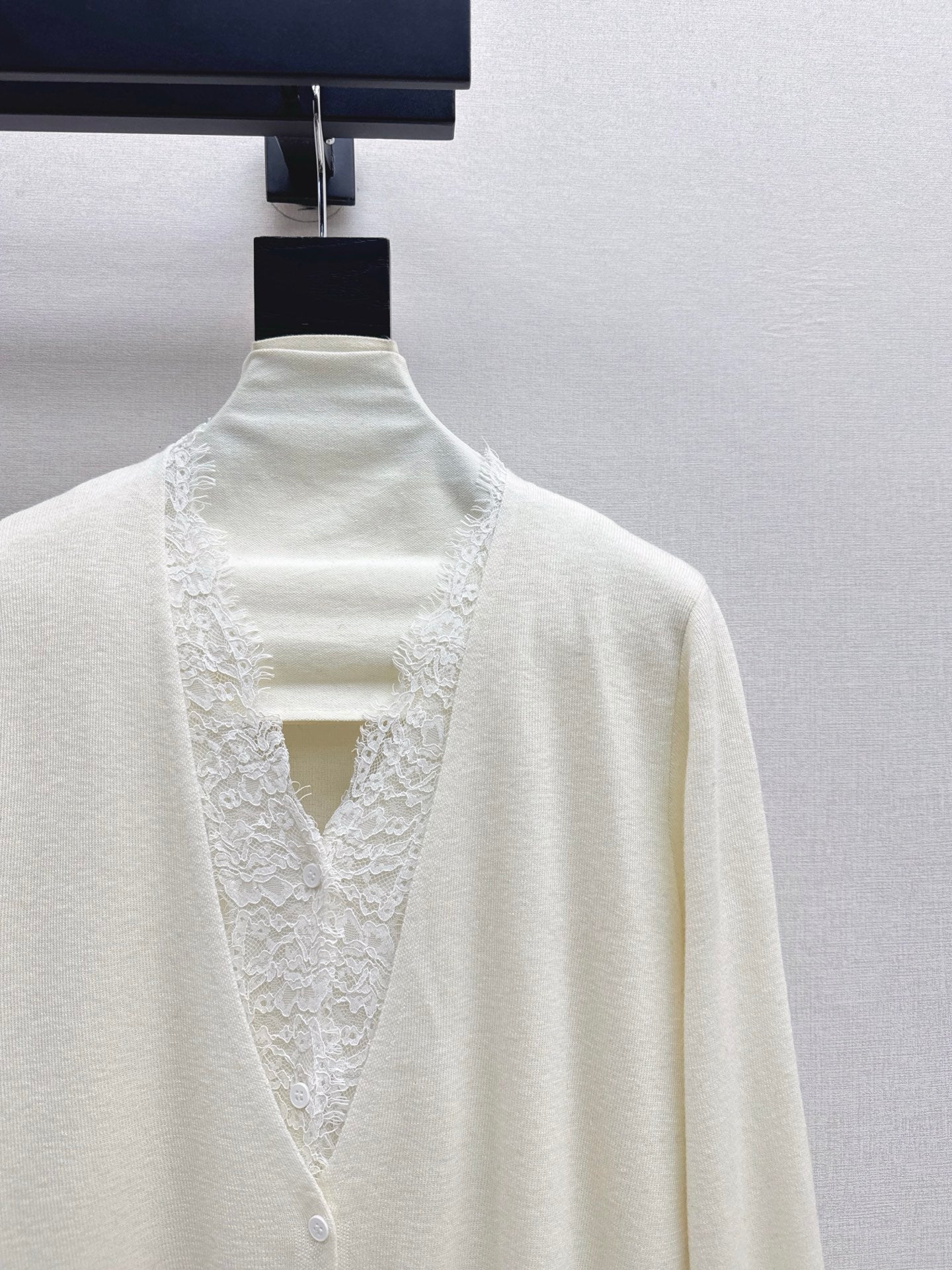 Erma 25fw lace cardigan
