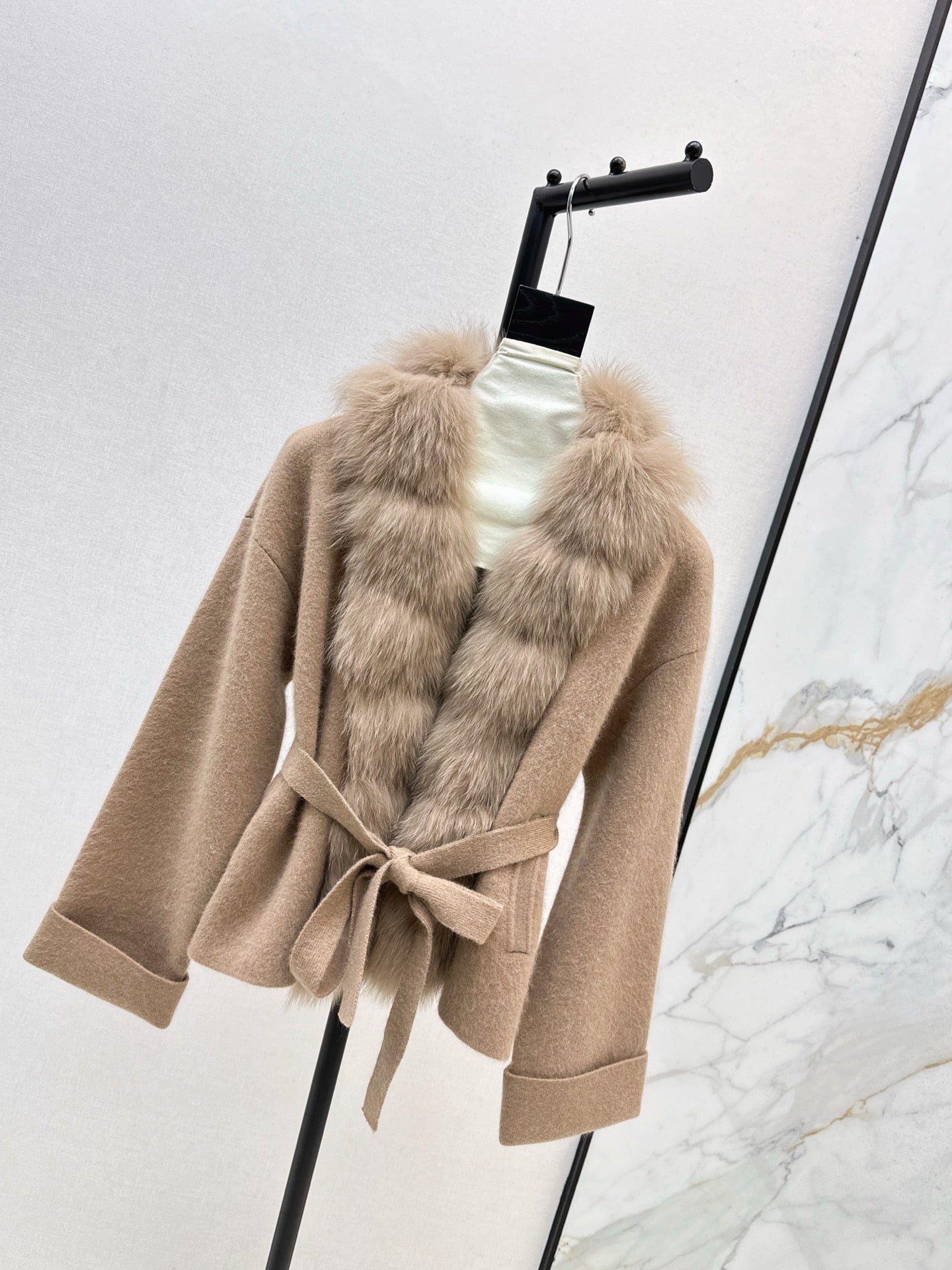 Fen 25fw knitted jacket