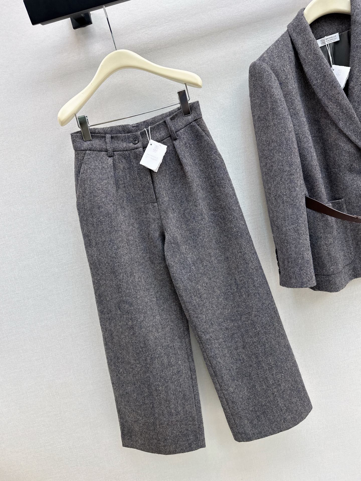 Bruun 25fw straight pants