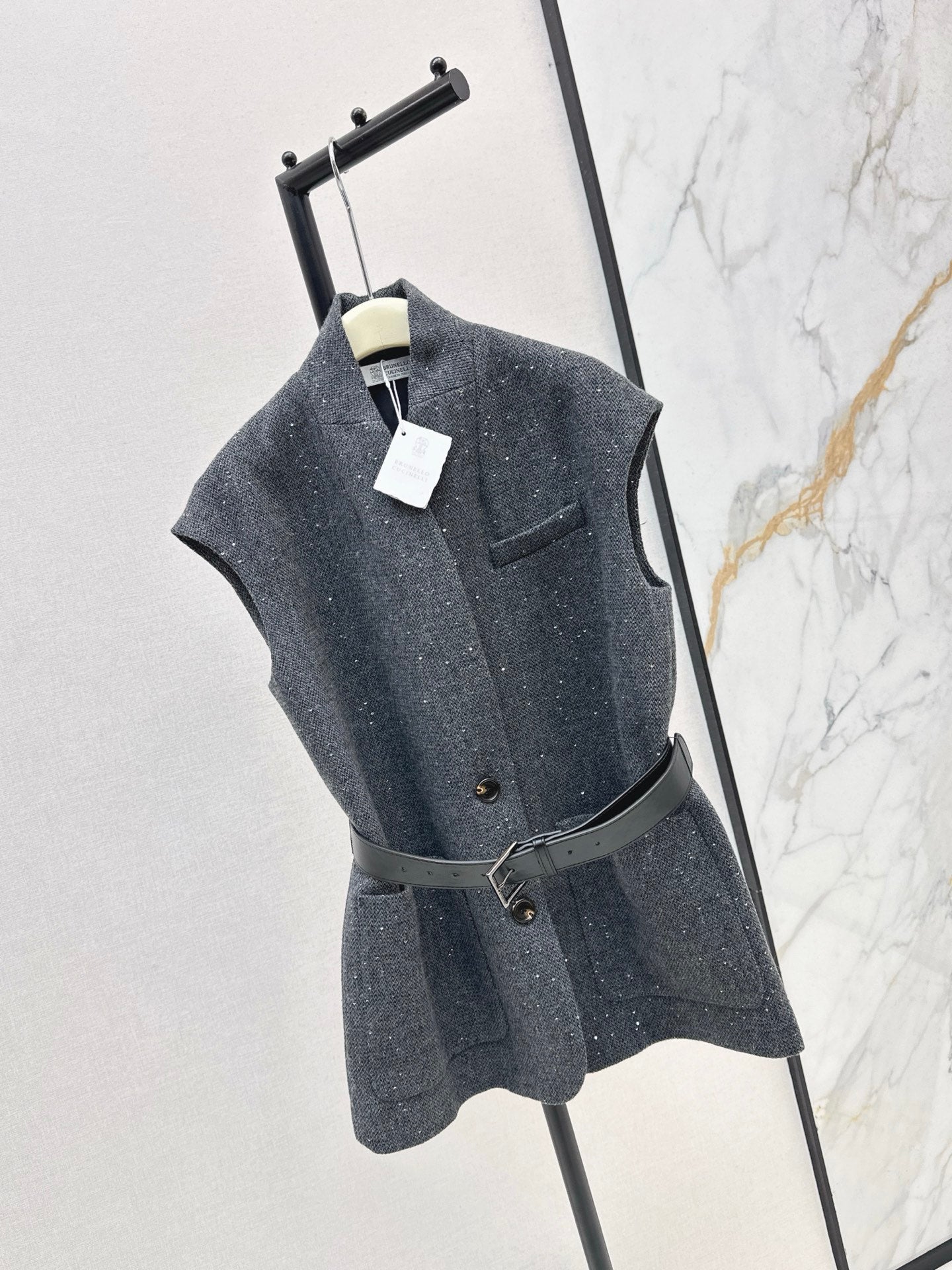 Brun 25fw sleeveless suit vest