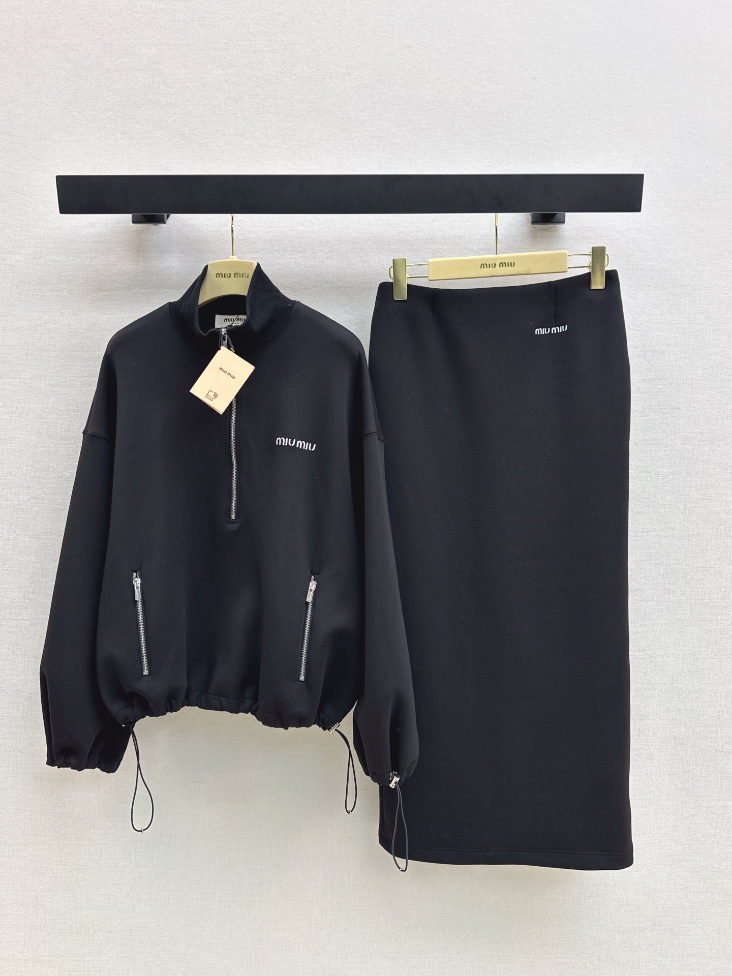 Miu 25fw hoodie skirt suit