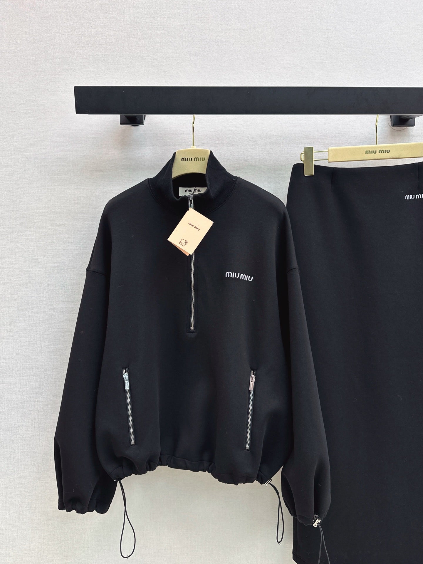 Miu 25fw hoodie skirt suit