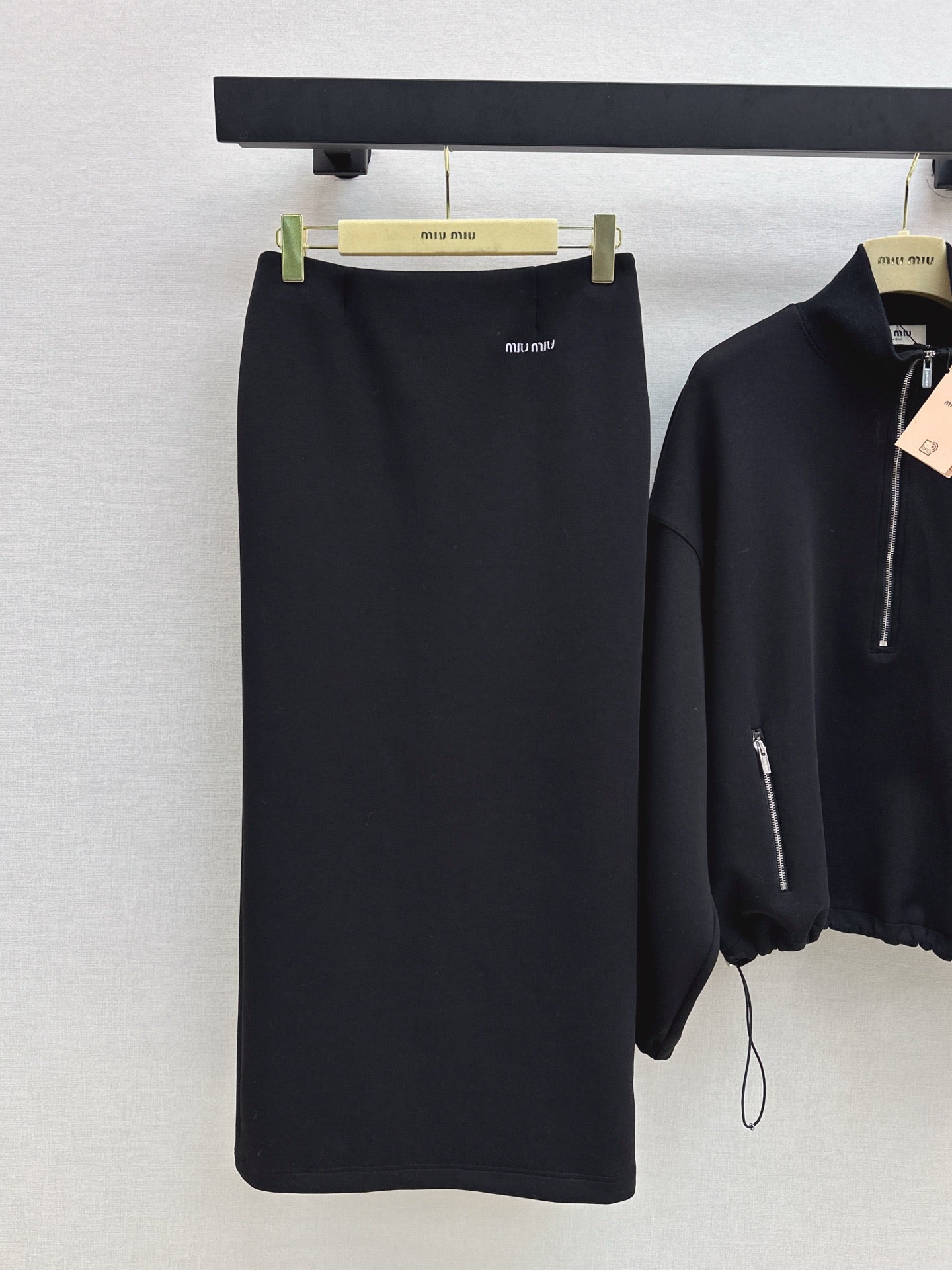 Miu 25fw hoodie skirt suit