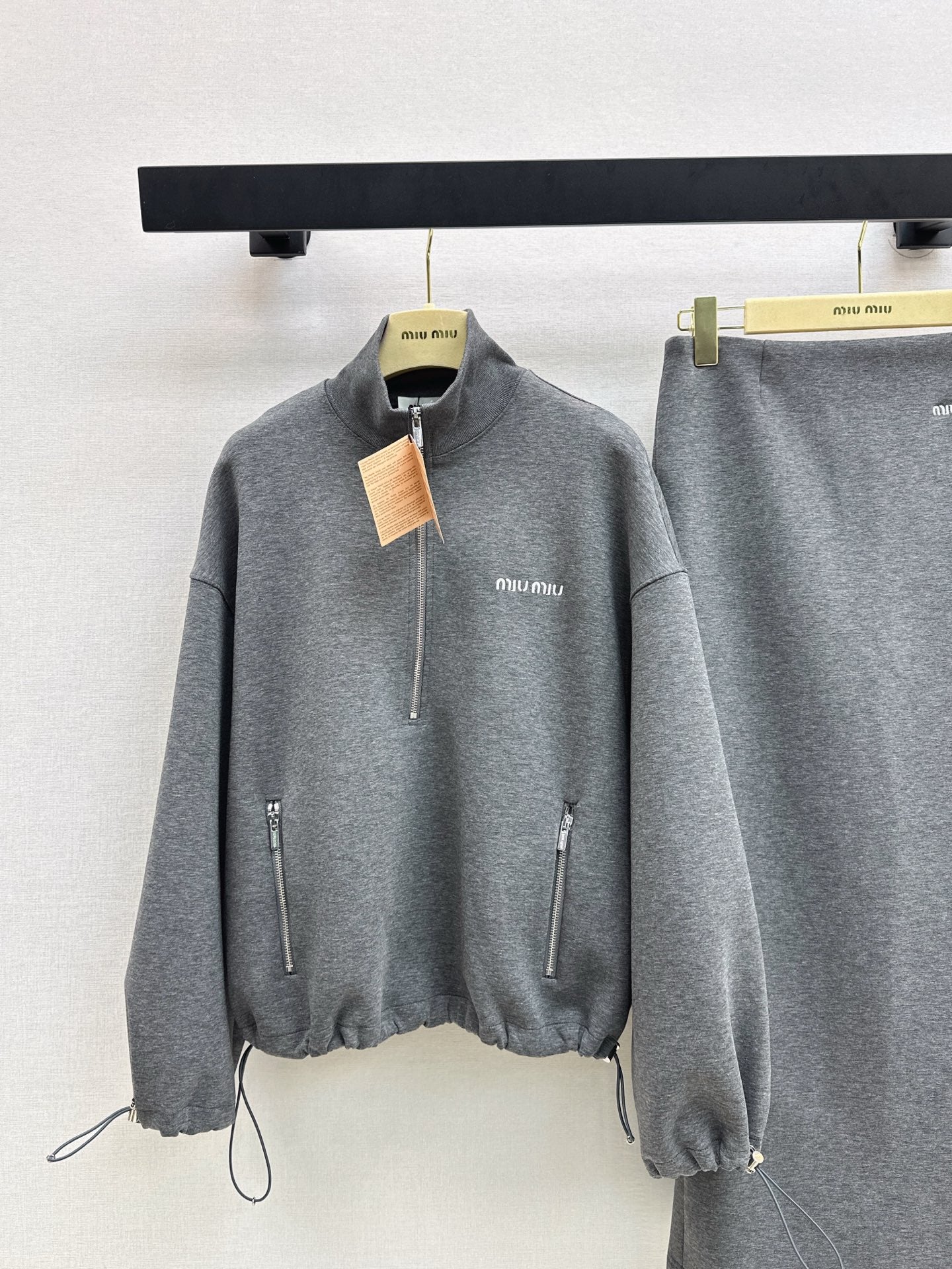 Miu 25fw hoodie skirt suit