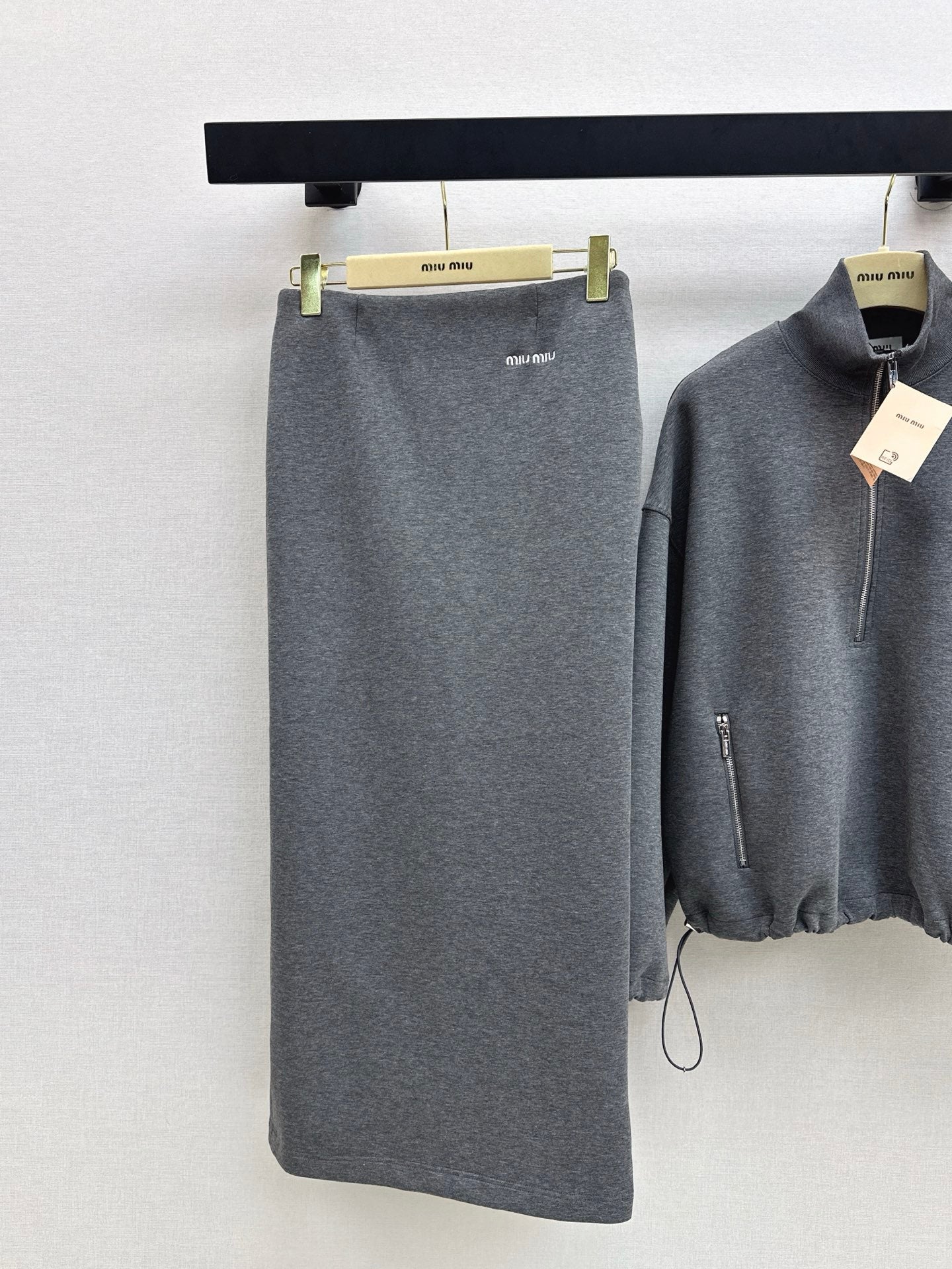Miu 25fw hoodie skirt suit