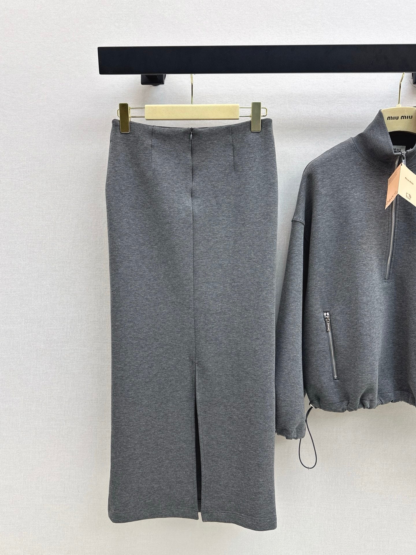 Miu 25fw hoodie skirt suit