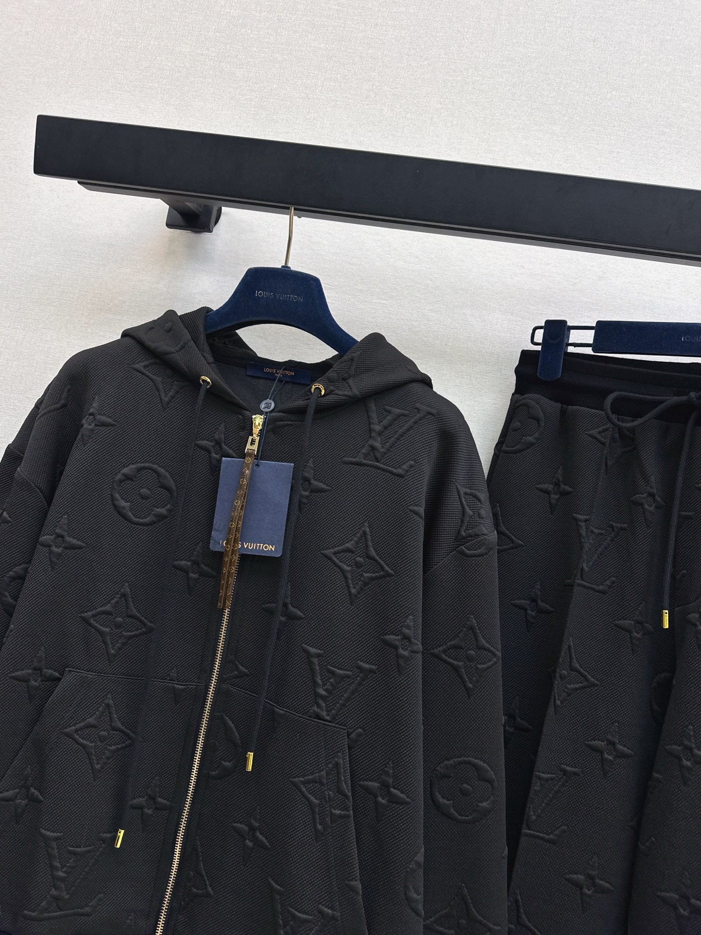 Loui 25fw tracksuit