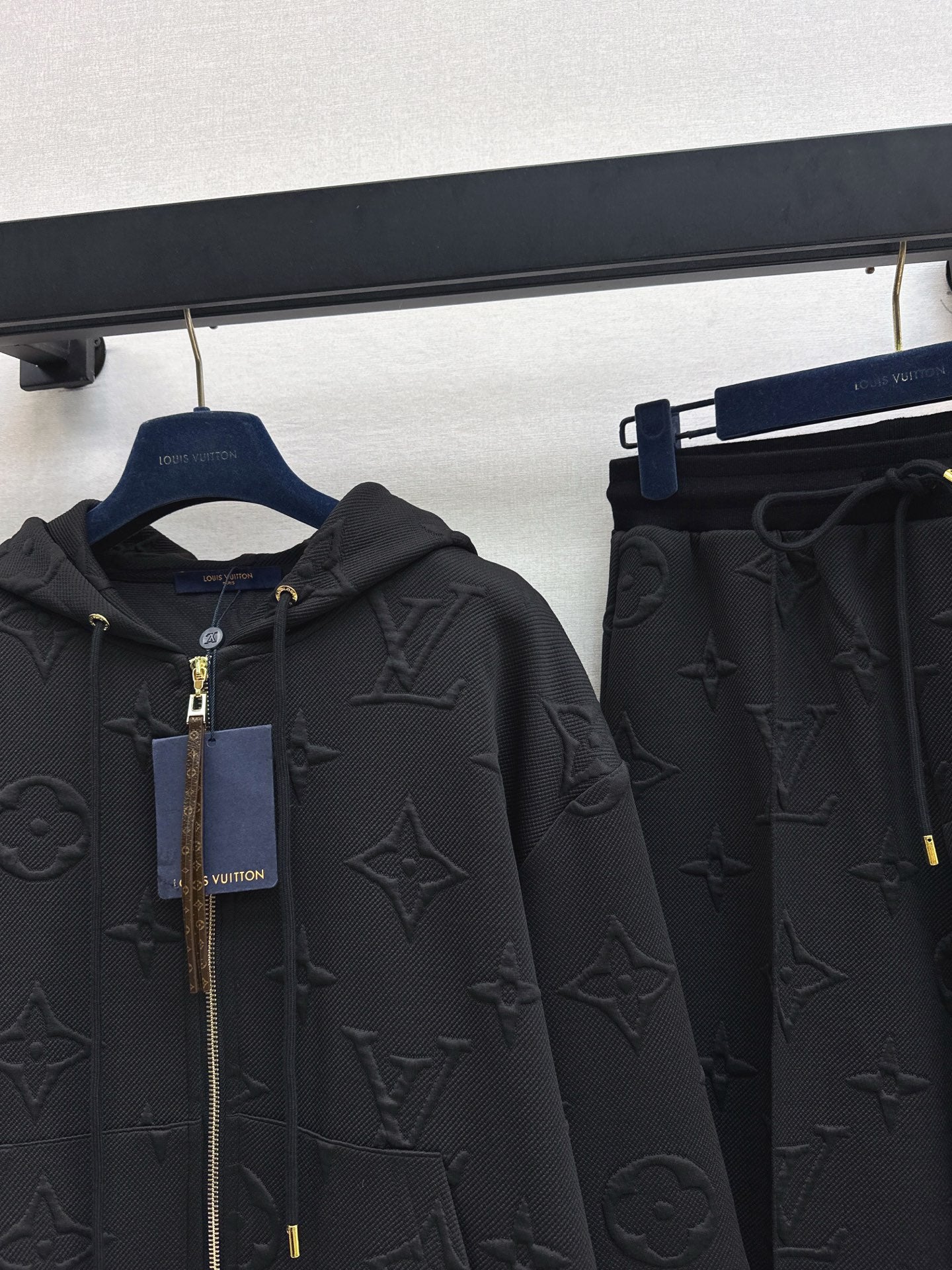 Loui 25fw tracksuit