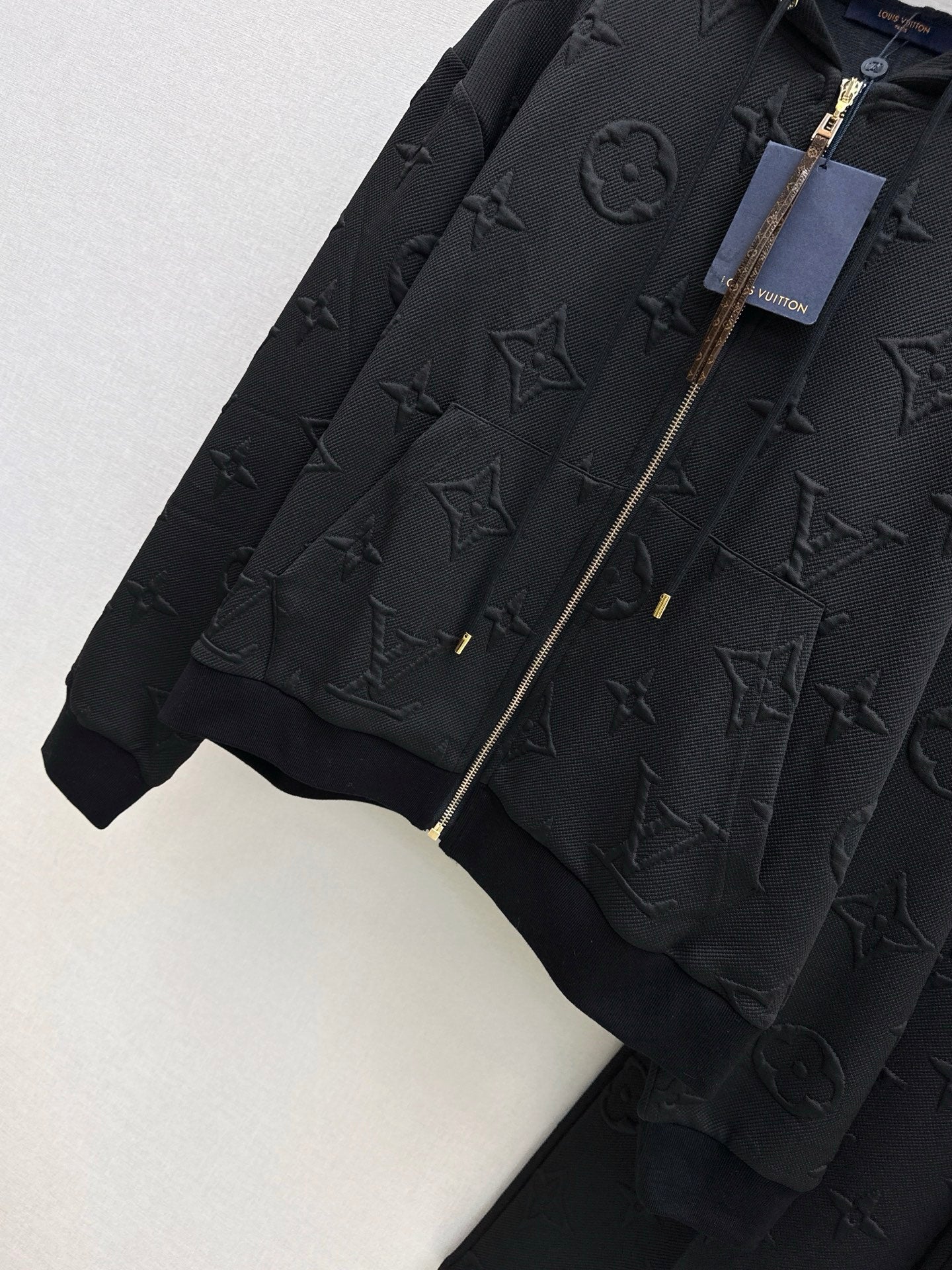 Loui 25fw tracksuit