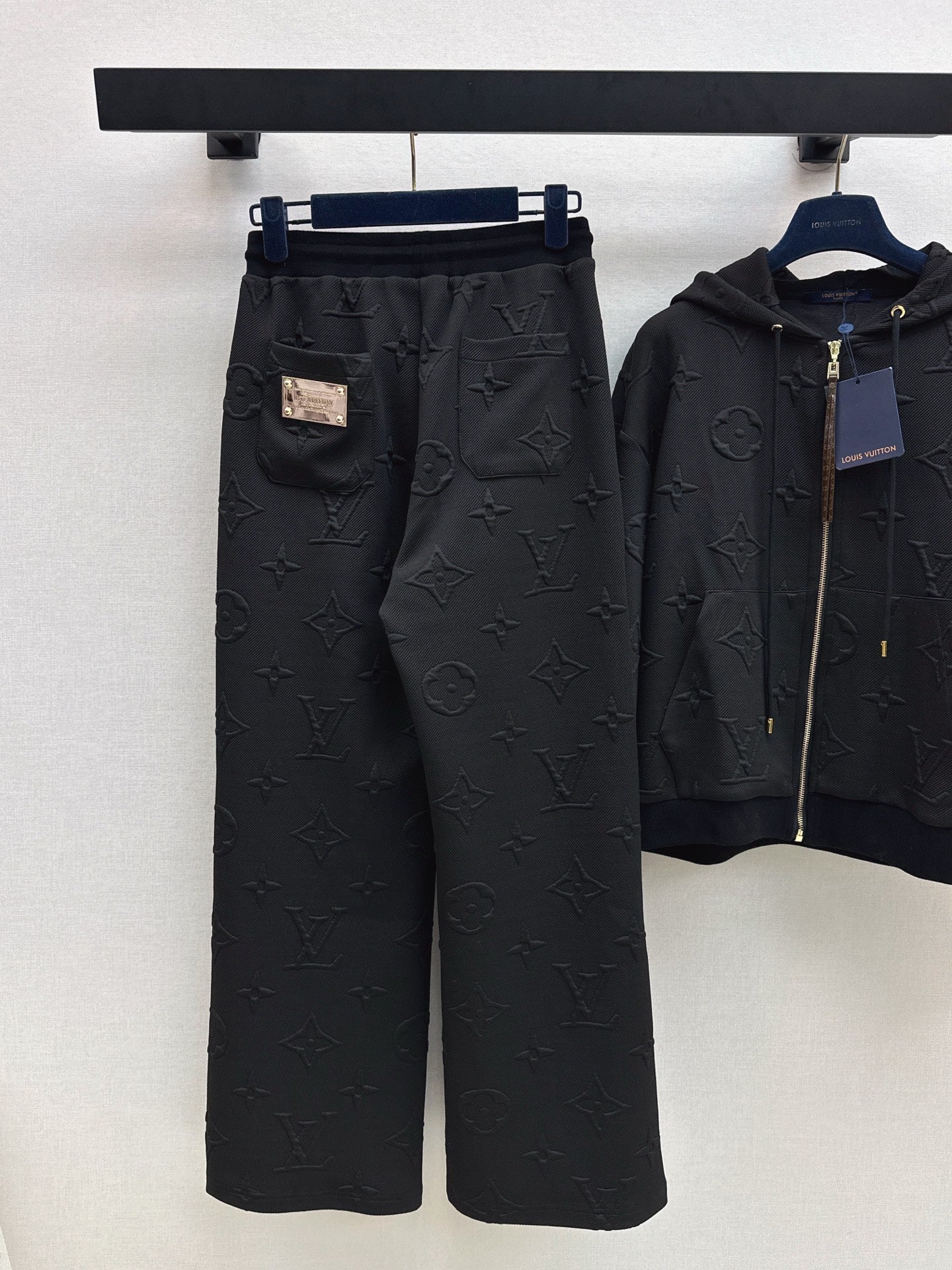 Loui 25fw tracksuit
