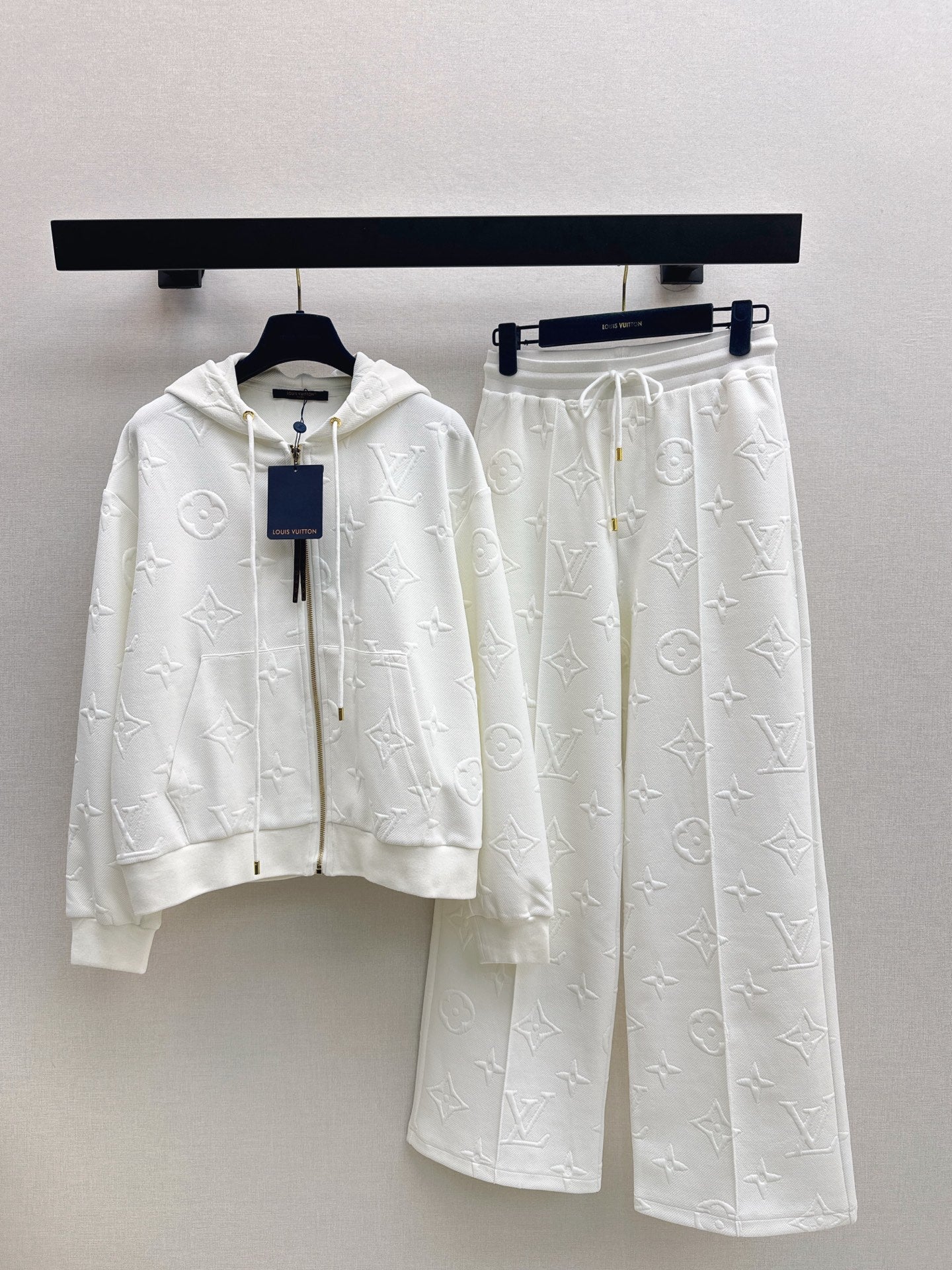 Loui 25fw tracksuit
