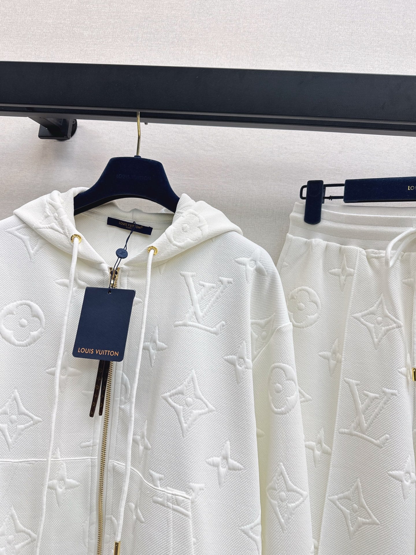 Loui 25fw tracksuit