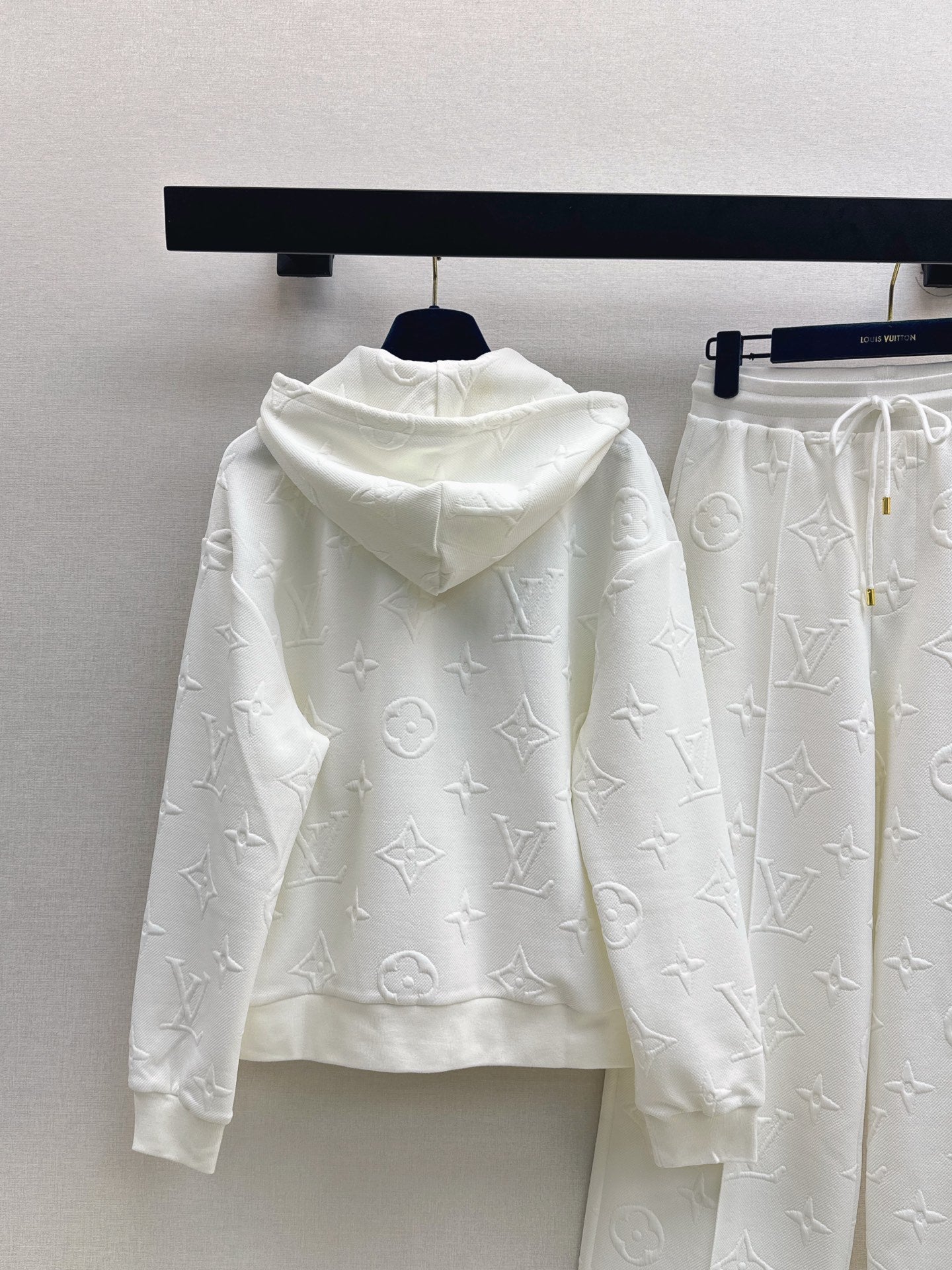 Loui 25fw tracksuit