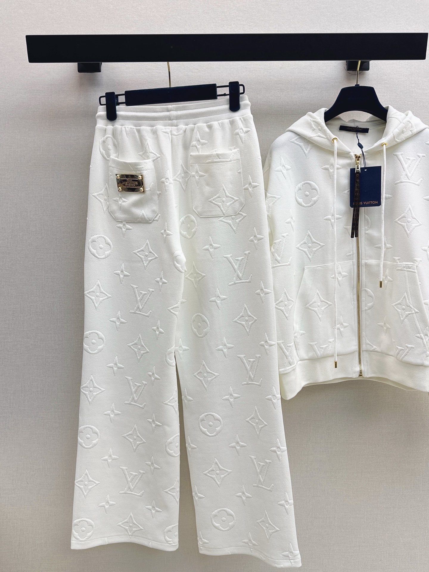 Loui 25fw tracksuit